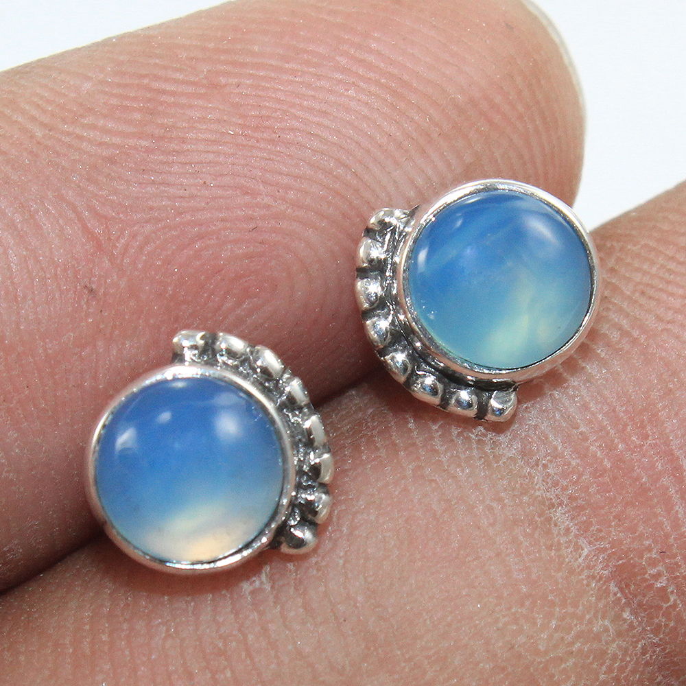 925 SOLID STERLING SILVER NATURAL BLUE CHALCEDONY GEMSTONE STUD EARRING