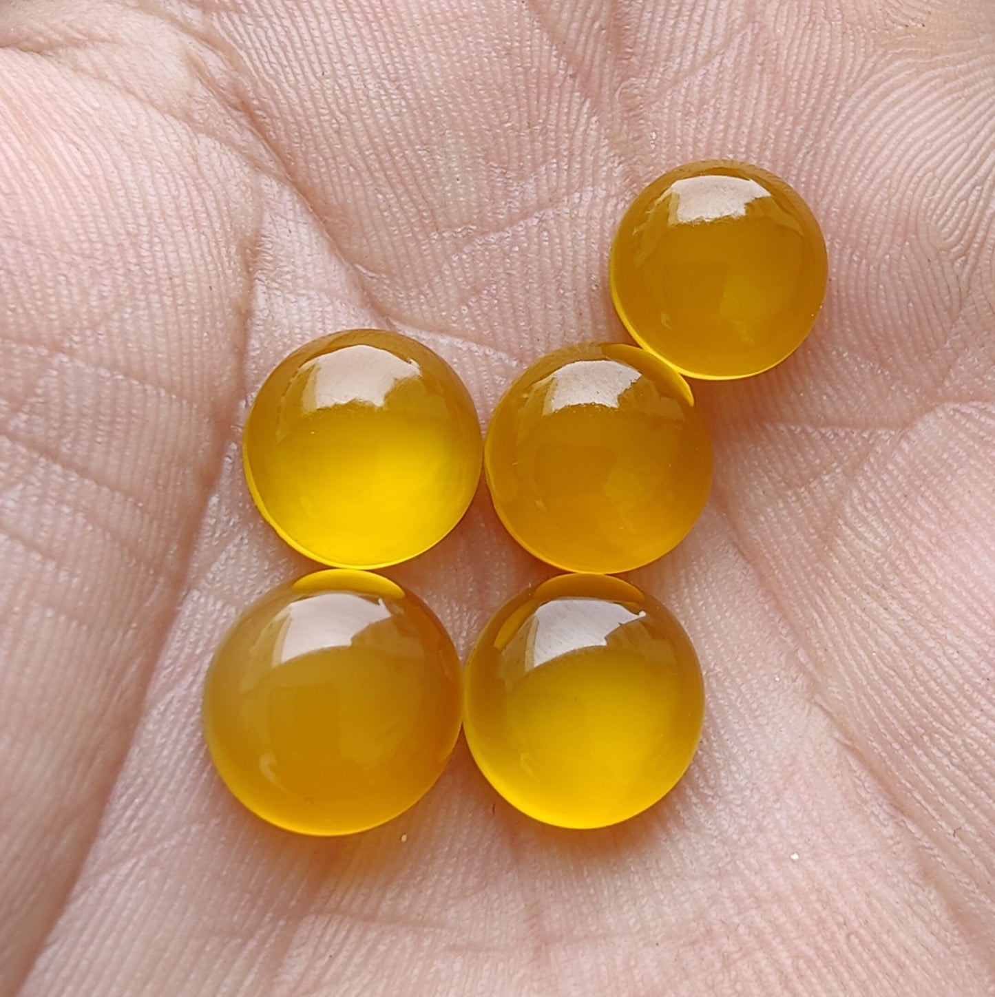 NATURAL MANGO CHALCEDONY ROUND SHAP FLAT BACK CABOCHON CALIBRATED GEMSTONES, ALL CUSTOM SIZES AVAILABLE