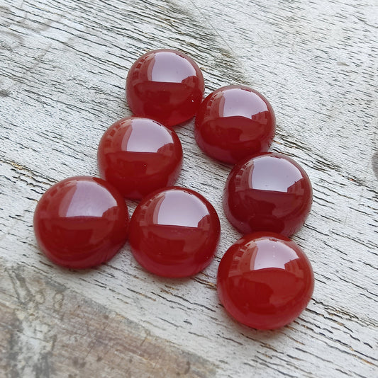 NATURAL RED ONYX ROUND SHAPE CABOCHON FLAT BAK CALIBRATED GEMSTONES, ALL SIZES AVAILABLE