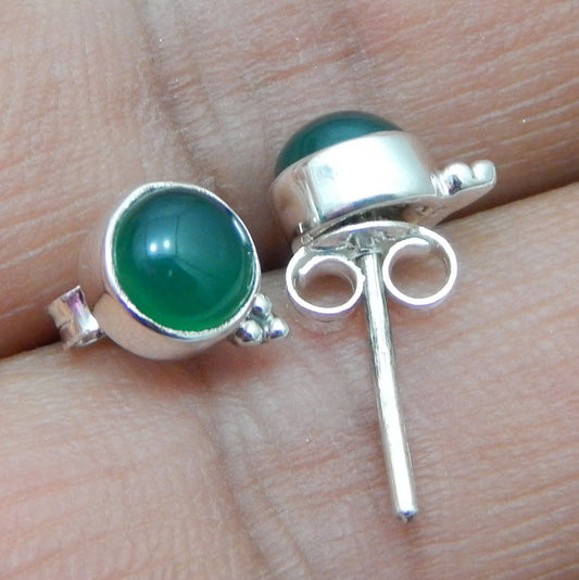 925 SOLID STERLING SILVER NATURAL GREEN ONYX GEMSTONE STUD EARRING