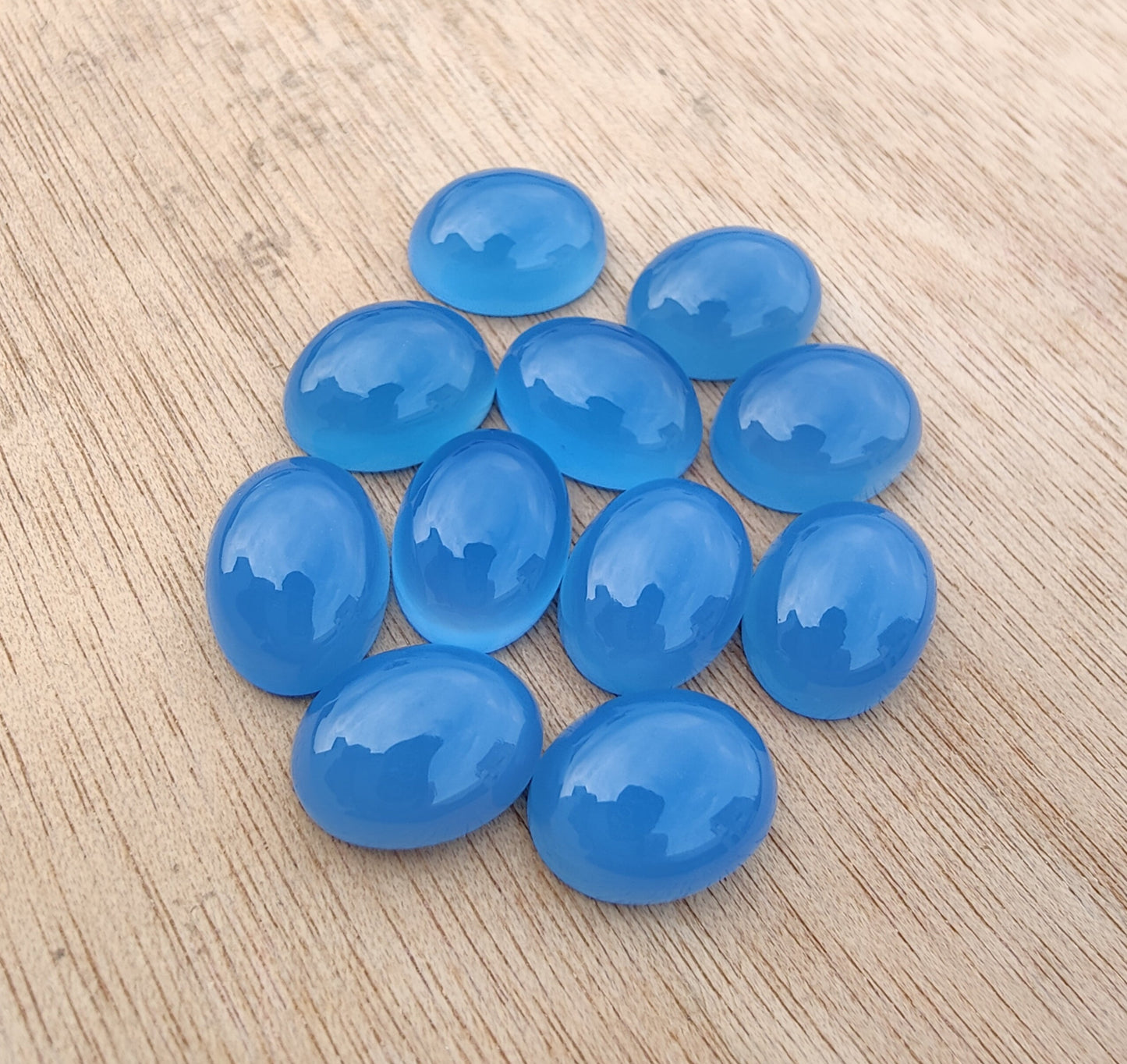 AAA+ QUALITY NATURAL BLUE CHALCEDONY OVAL SHAPE FLAT BACK CABOCHON CALIBRATED GEMSTONES, ALL SIZES AVAILABLE