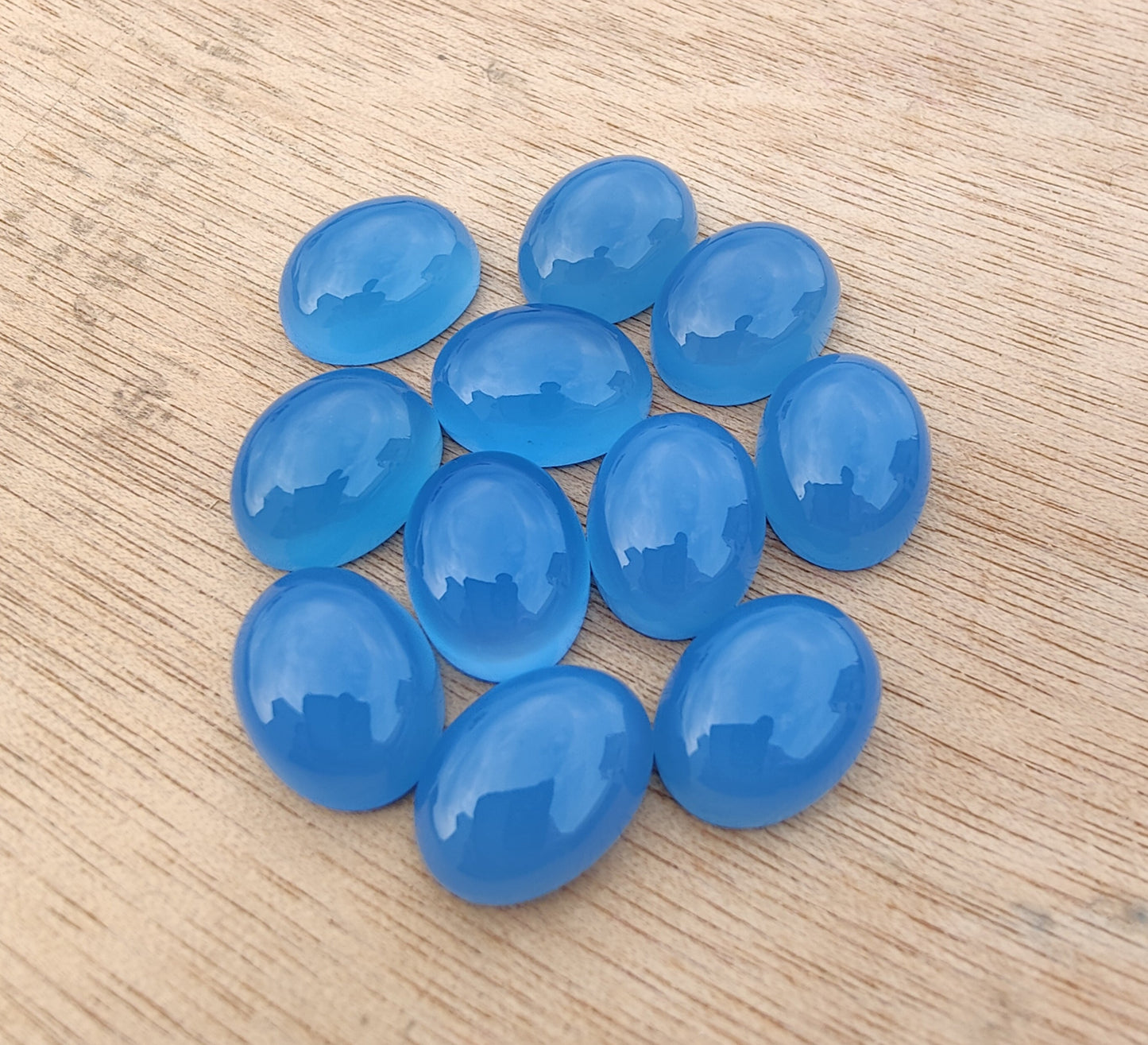 AAA+ QUALITY NATURAL BLUE CHALCEDONY OVAL SHAPE FLAT BACK CABOCHON CALIBRATED GEMSTONES, ALL SIZES AVAILABLE