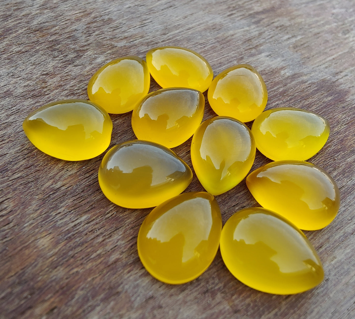 AAA+ QUALITY NATURAL MANGO CHALCEDONY PEAR SHAPE CABOCHON SHAPE FLAT BACK CALIBRATED TEARDROP SAPE GEMSTONES, ALL SIZES AVAILABLE
