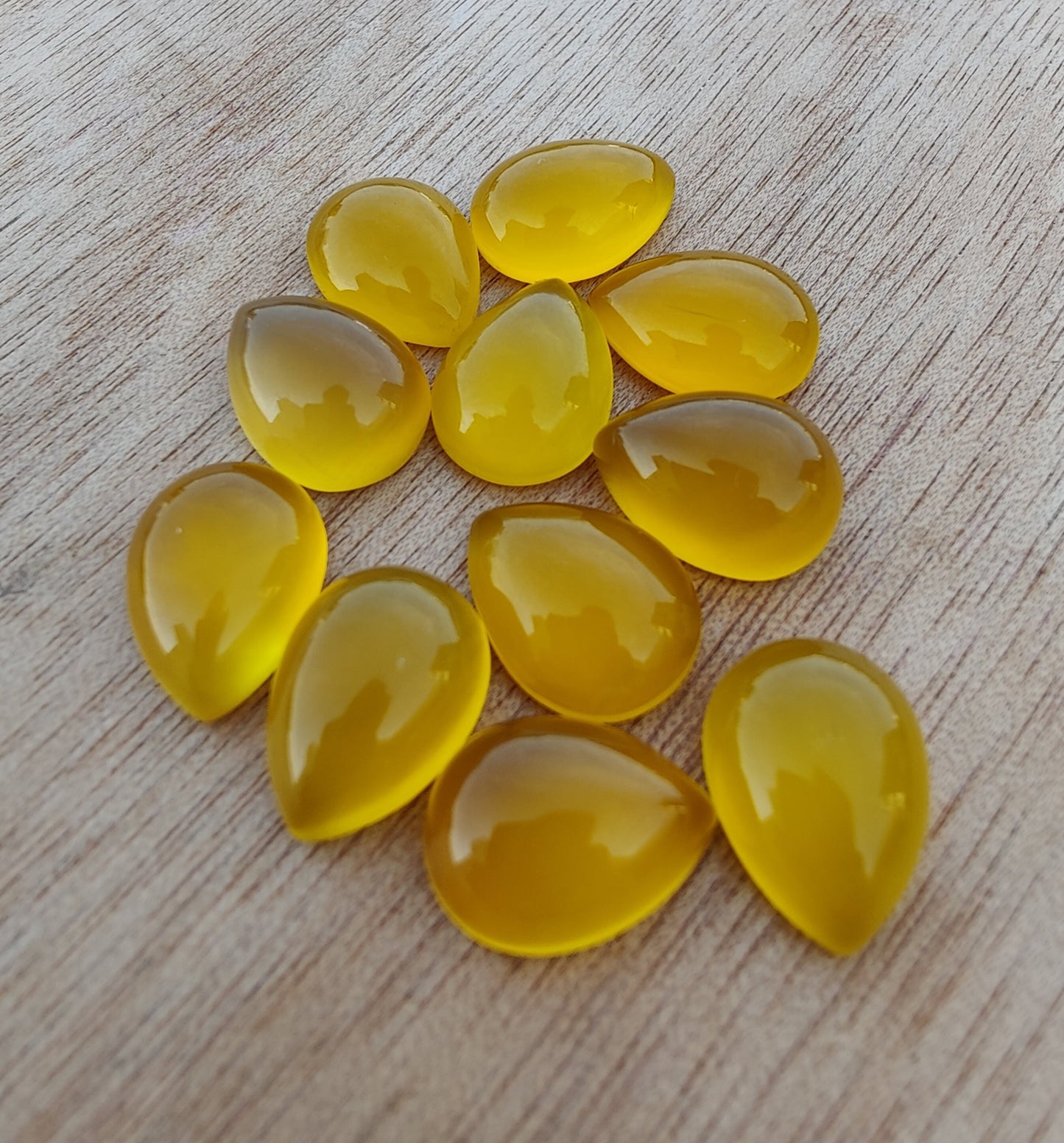 AAA+ QUALITY NATURAL MANGO CHALCEDONY PEAR SHAPE CABOCHON SHAPE FLAT BACK CALIBRATED TEARDROP SAPE GEMSTONES, ALL SIZES AVAILABLE
