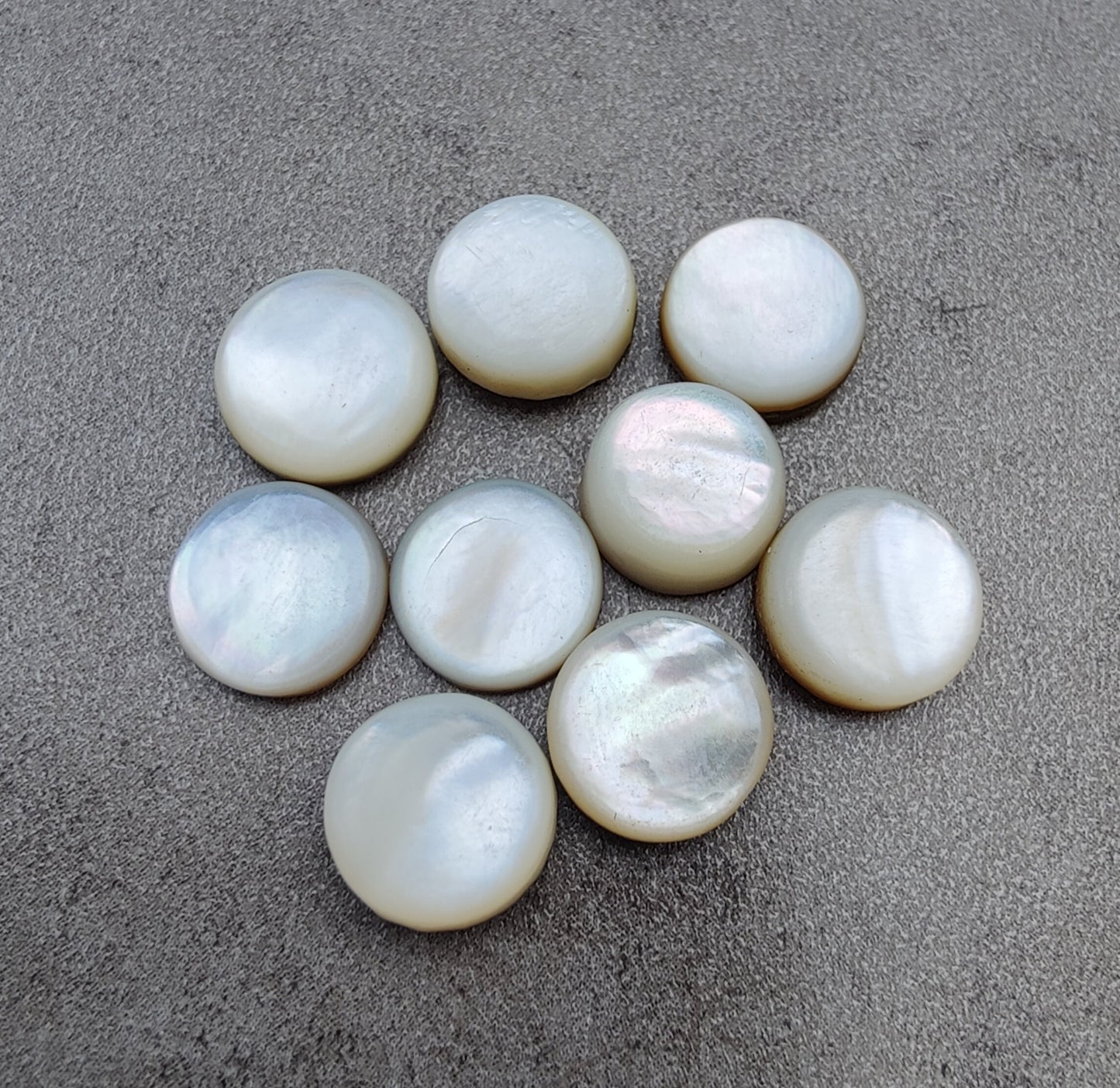 NATURAL MOTHER OF PEARL ROUND SHAPE CABOCHON FLAT BACK CALIBRATED GEMSTONES, ALL SIZES AVAILABLE