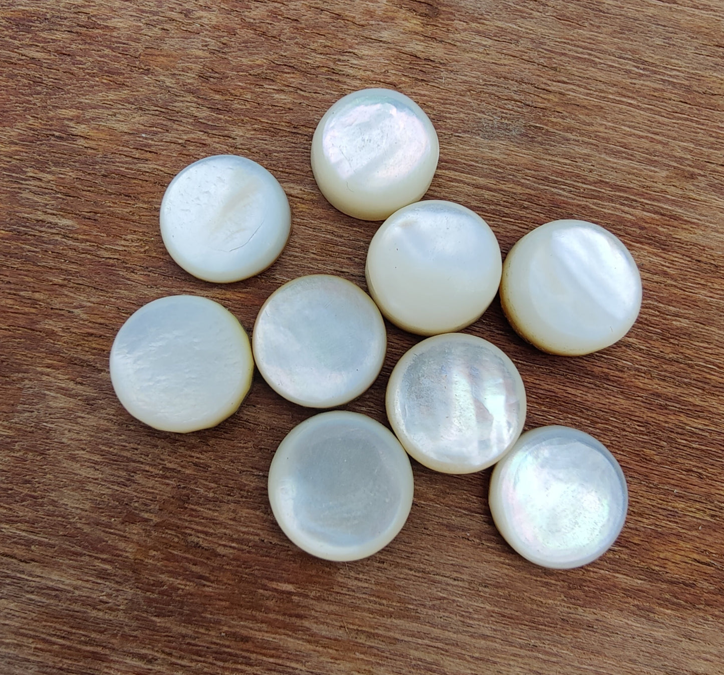 NATURAL MOTHER OF PEARL ROUND SHAPE CABOCHON FLAT BACK CALIBRATED GEMSTONES, ALL SIZES AVAILABLE