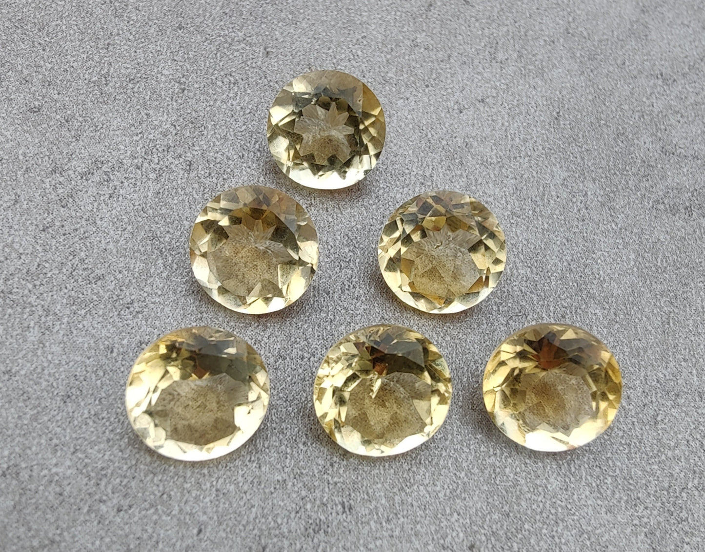 NATURAL LEMON QUARTZ FACETED CUT CALIBRATED ROUND SHAPE GEMSTONES, ALL SIZES AVAILABLE GEMSTONE : LEMON QUARTZ