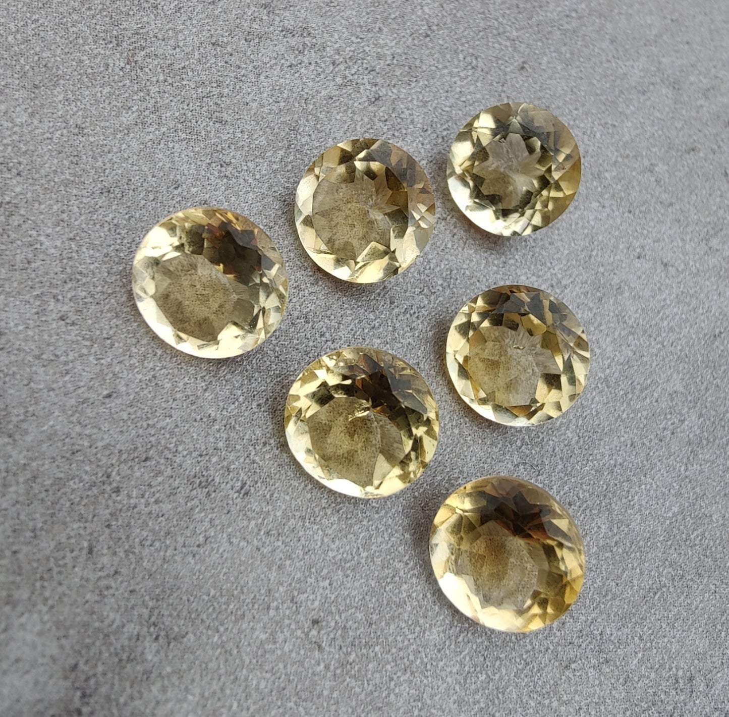 NATURAL LEMON QUARTZ FACETED CUT CALIBRATED ROUND SHAPE GEMSTONES, ALL SIZES AVAILABLE GEMSTONE : LEMON QUARTZ