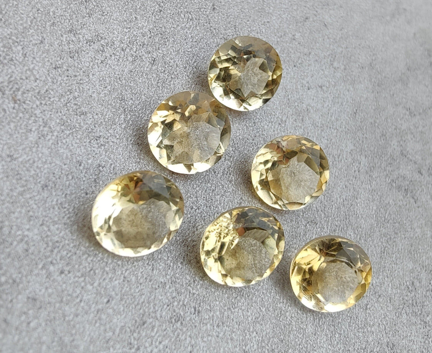 NATURAL LEMON QUARTZ FACETED CUT CALIBRATED ROUND SHAPE GEMSTONES, ALL SIZES AVAILABLE GEMSTONE : LEMON QUARTZ
