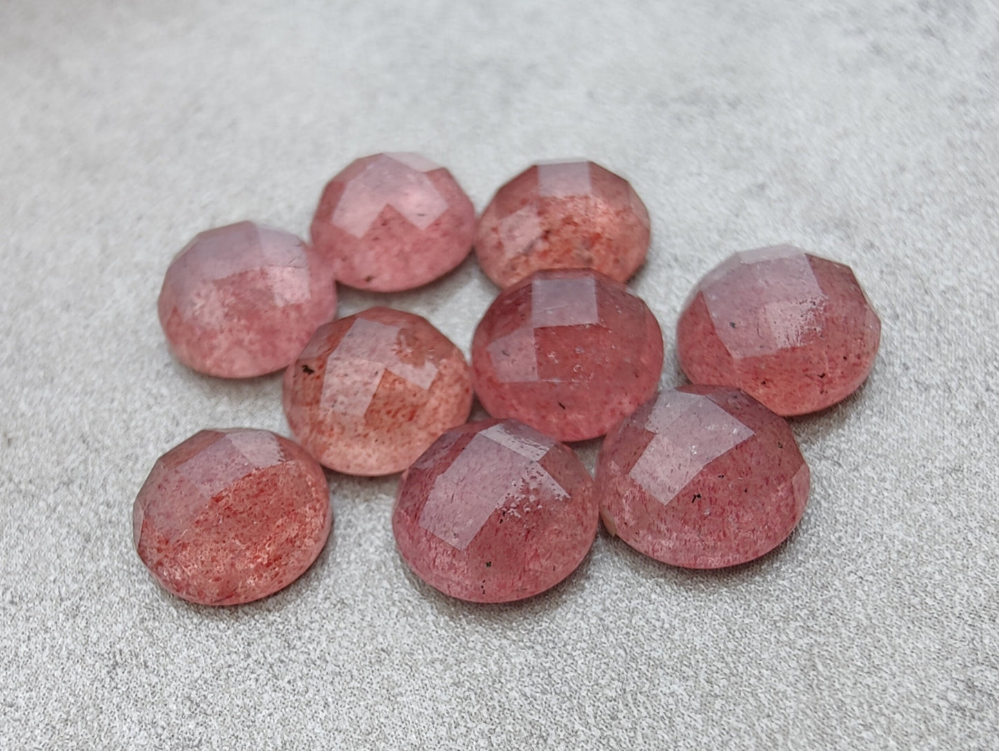 AAA+ QUALITY NATURAL STRAWBERRY QUARTZ ROUND SHAPE CHECKER CUT FLAT BACK CALIBRATED GEMSTONES, ALL SIZES AVAILABLE