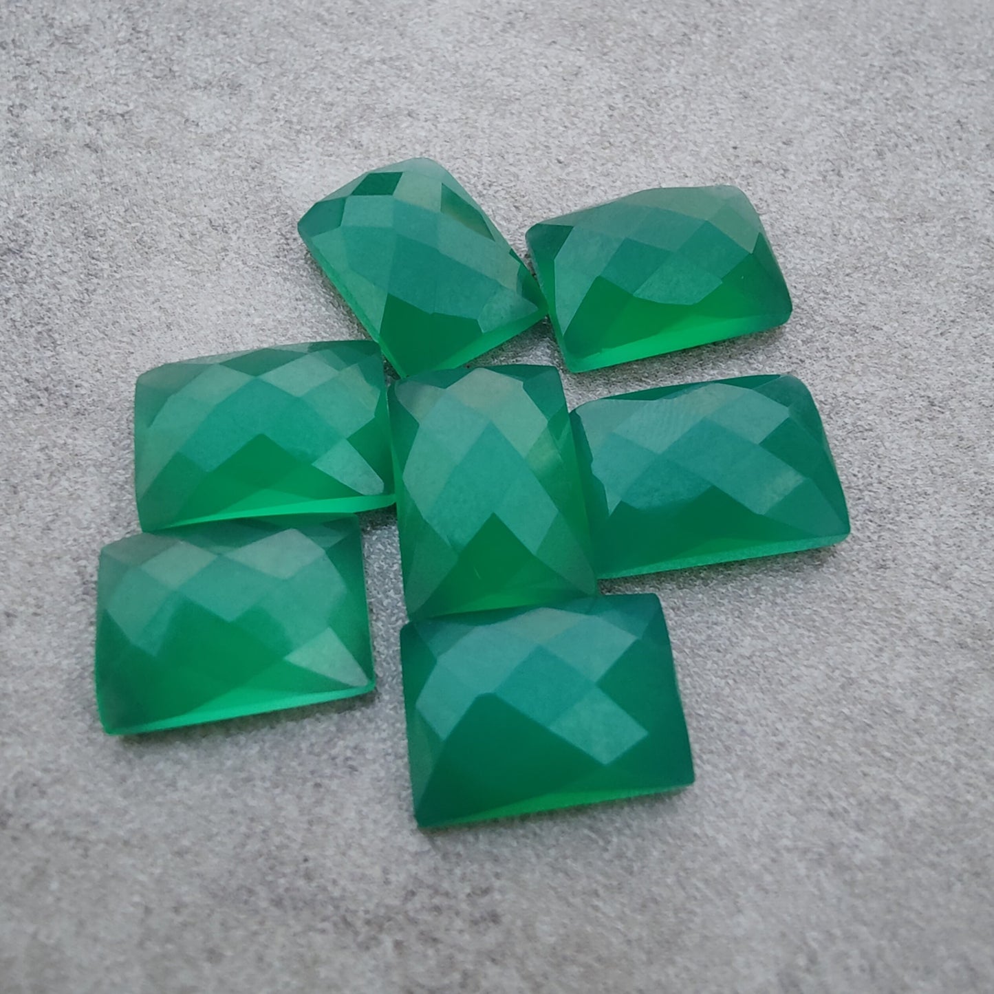 AAA+ QUALITY NATURAL GREEN ONYX RECTANGLE SHAPE CHECKER CUT FLAT BACK CALIBRATED WHOLESALE GEMSTONES, ALL SIZES AVAILABLE