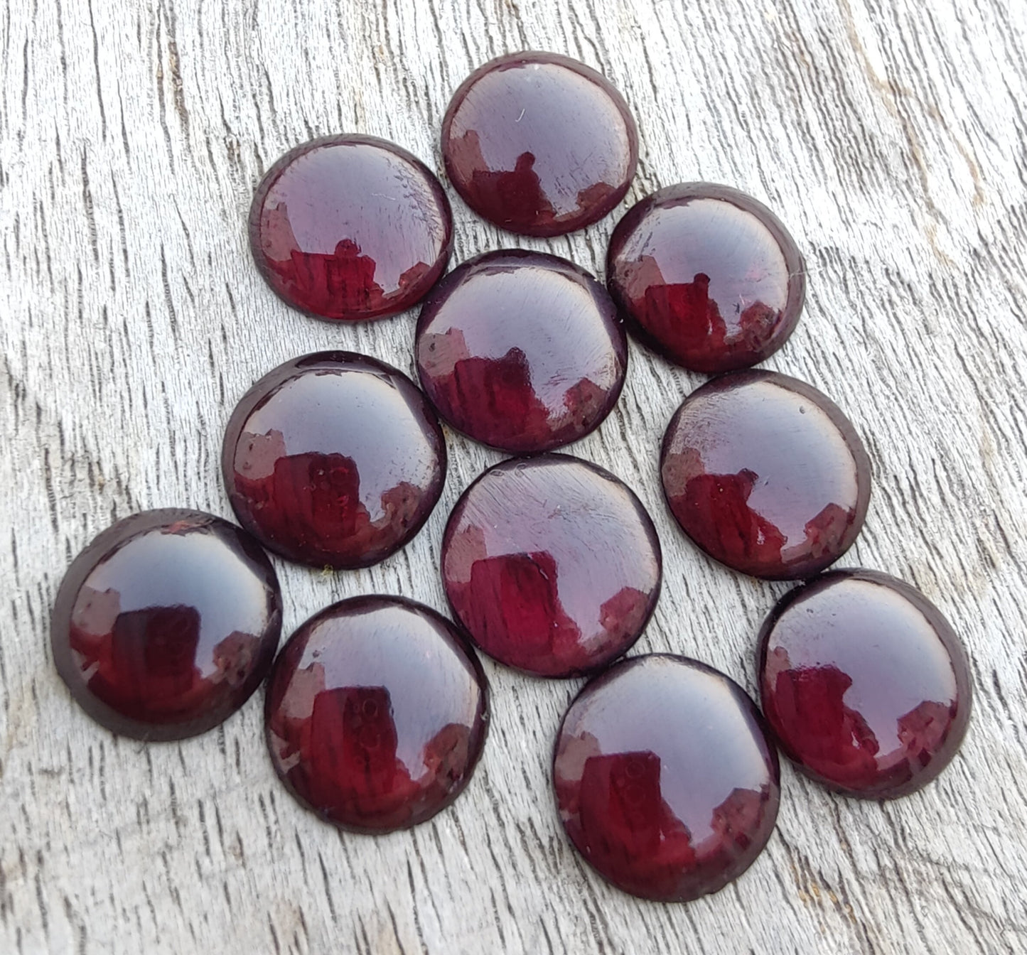 AAA+ QUALITY NATURAL GARNET ROUND SHAPE CABOCHON FLAT BACK CALIBRATED ROUND SHAPE GEMSTONES, ALL SIZES AVAILABLE