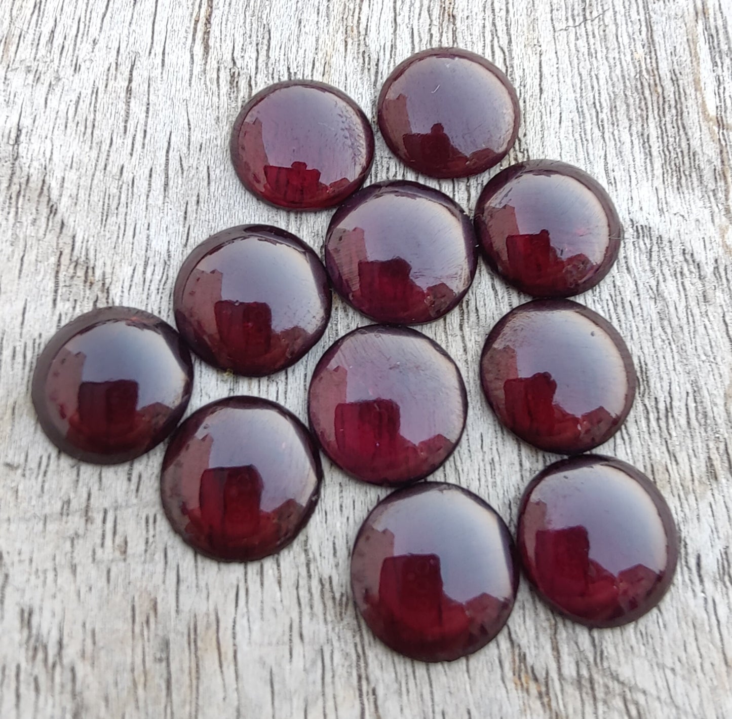 AAA+ QUALITY NATURAL GARNET ROUND SHAPE CABOCHON FLAT BACK CALIBRATED ROUND SHAPE GEMSTONES, ALL SIZES AVAILABLE