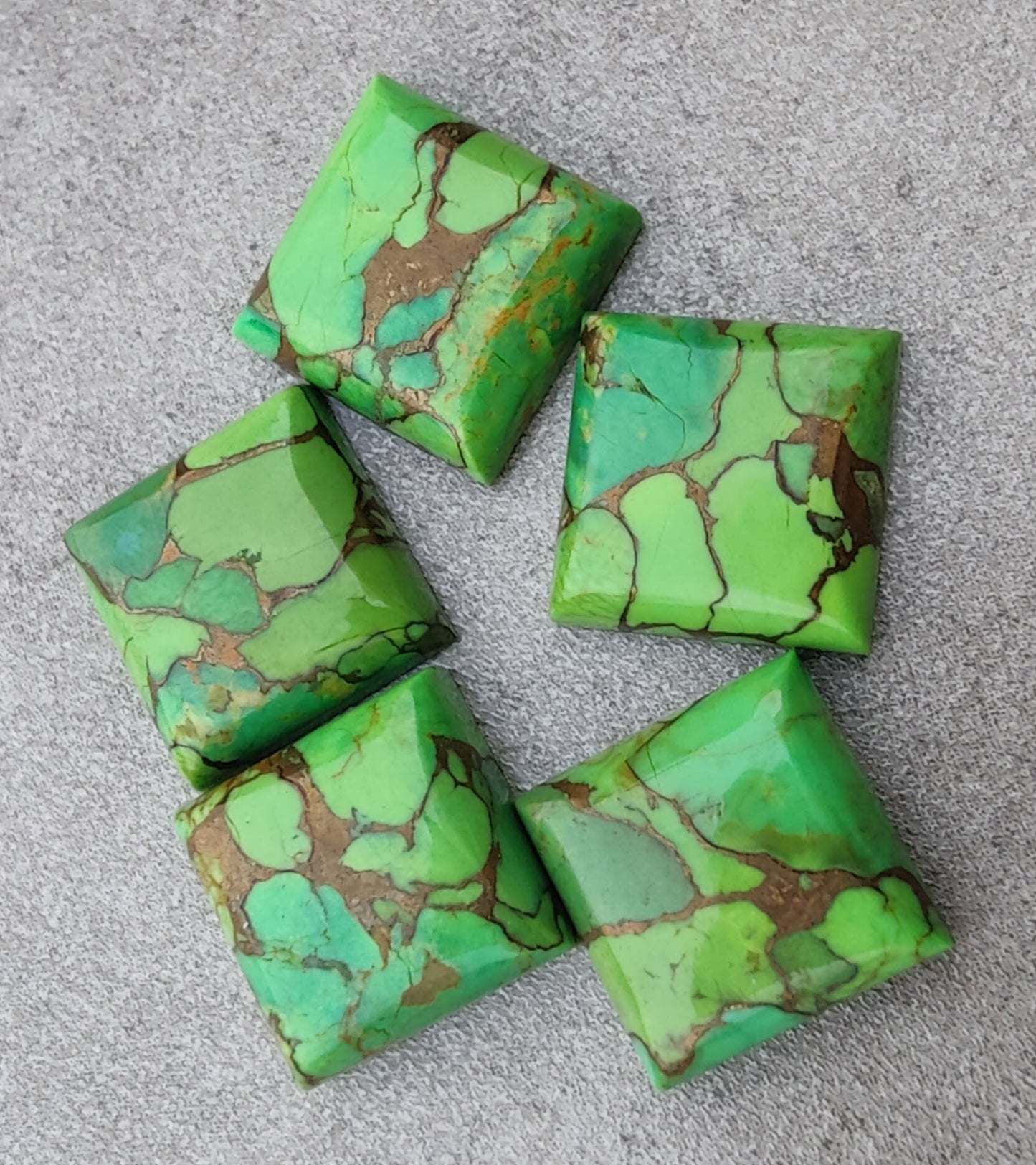 NATURAL GREEN COPPER TURQUOISE SQUARE SHAPE CABOCHON FLAT BACK CALIBRATED ROUND SHAPE GEMSTONES, ALL SIZES AVAILABLE