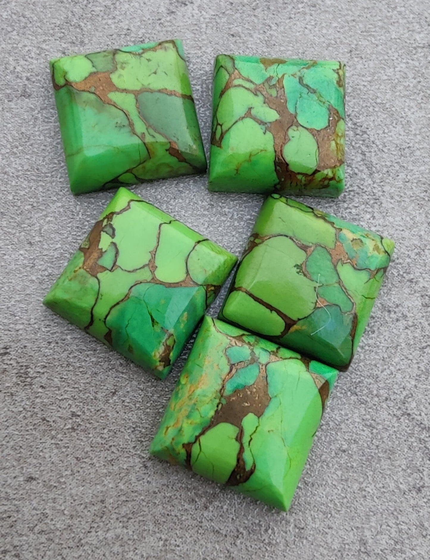 NATURAL GREEN COPPER TURQUOISE SQUARE SHAPE CABOCHON FLAT BACK CALIBRATED ROUND SHAPE GEMSTONES, ALL SIZES AVAILABLE