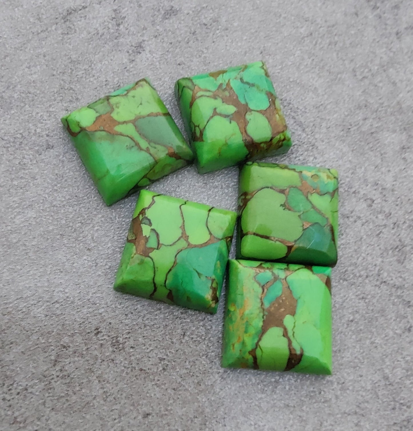 NATURAL GREEN COPPER TURQUOISE SQUARE SHAPE CABOCHON FLAT BACK CALIBRATED ROUND SHAPE GEMSTONES, ALL SIZES AVAILABLE