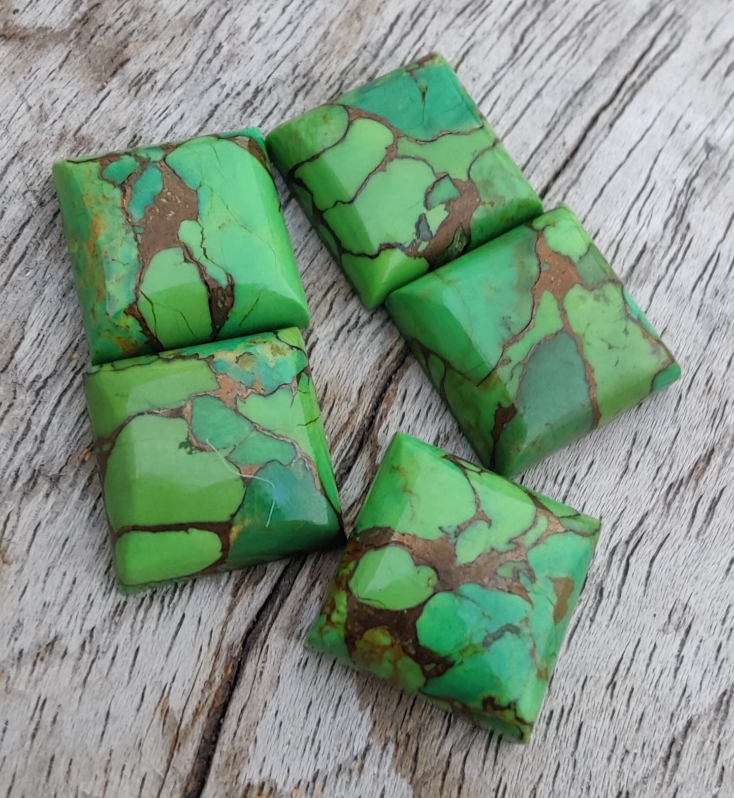 NATURAL GREEN COPPER TURQUOISE SQUARE SHAPE CABOCHON FLAT BACK CALIBRATED ROUND SHAPE GEMSTONES, ALL SIZES AVAILABLE