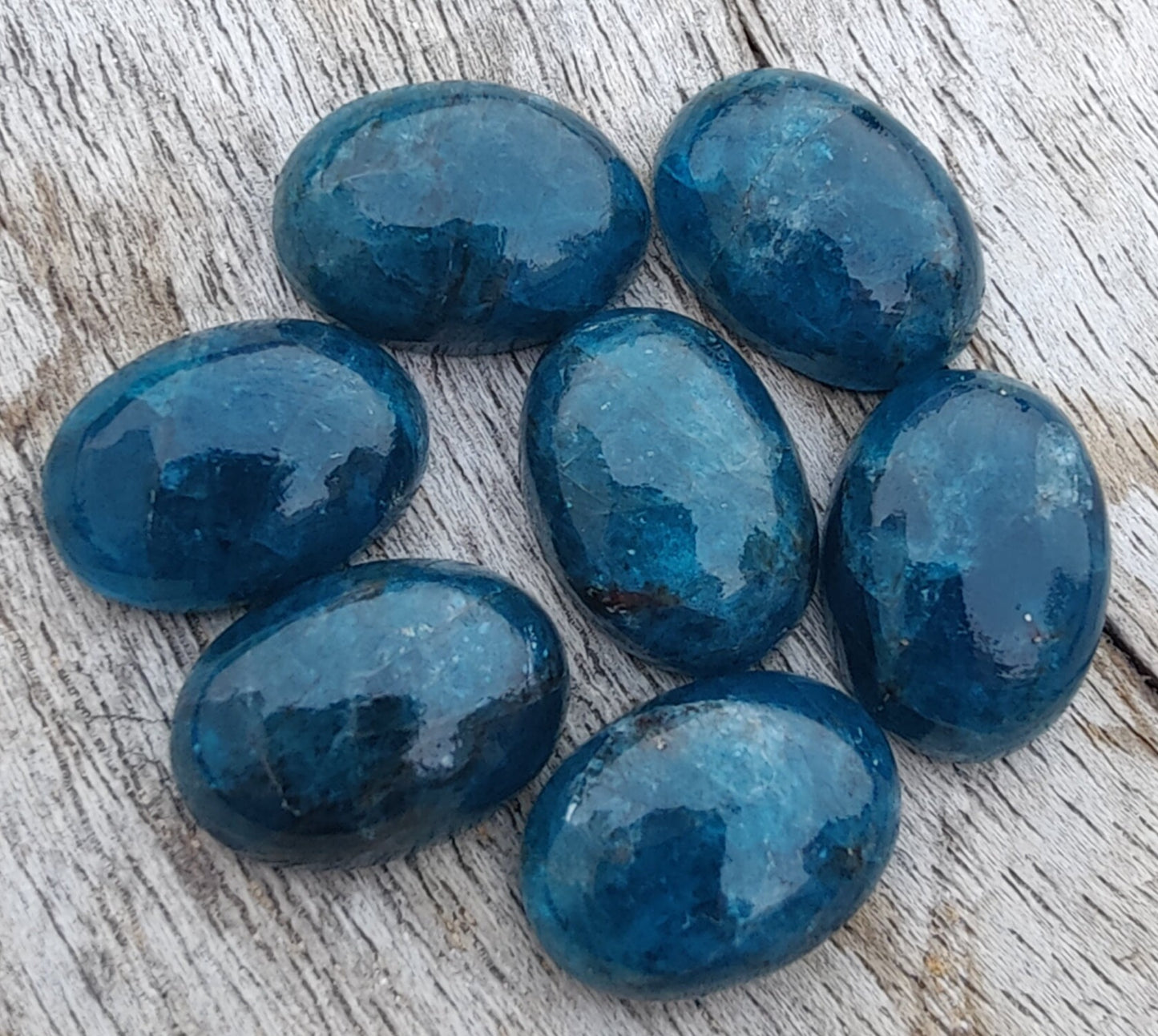 AAA+ QUALITY NATURAL NEON APATITE OVAL SHAPE CABOCHON FLAT BACK CALIRATED GEMSTONES, ALL SIZES AVAILABLE