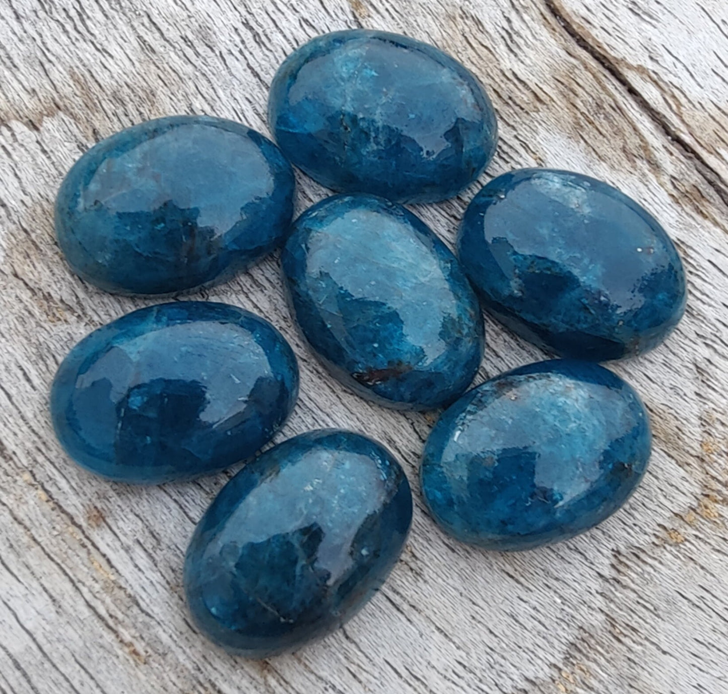 AAA+ QUALITY NATURAL NEON APATITE OVAL SHAPE CABOCHON FLAT BACK CALIRATED GEMSTONES, ALL SIZES AVAILABLE