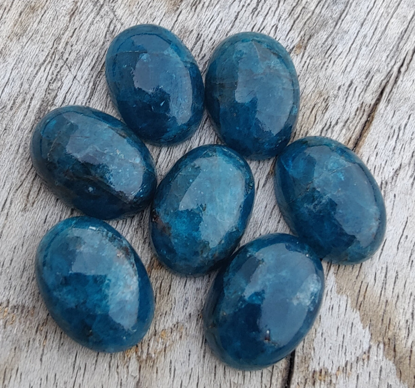 AAA+ QUALITY NATURAL NEON APATITE OVAL SHAPE CABOCHON FLAT BACK CALIRATED GEMSTONES, ALL SIZES AVAILABLE