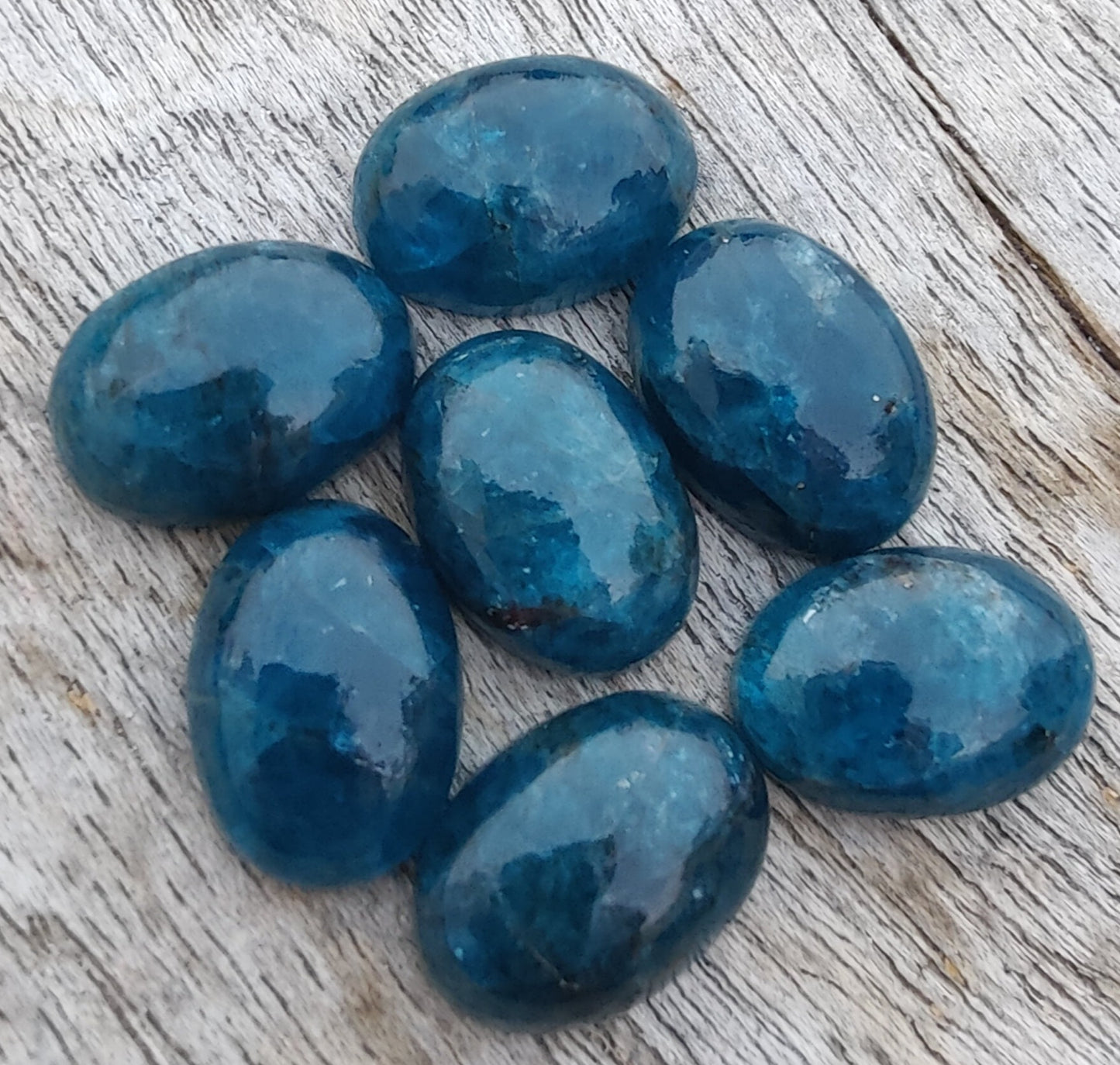 AAA+ QUALITY NATURAL NEON APATITE OVAL SHAPE CABOCHON FLAT BACK CALIRATED GEMSTONES, ALL SIZES AVAILABLE