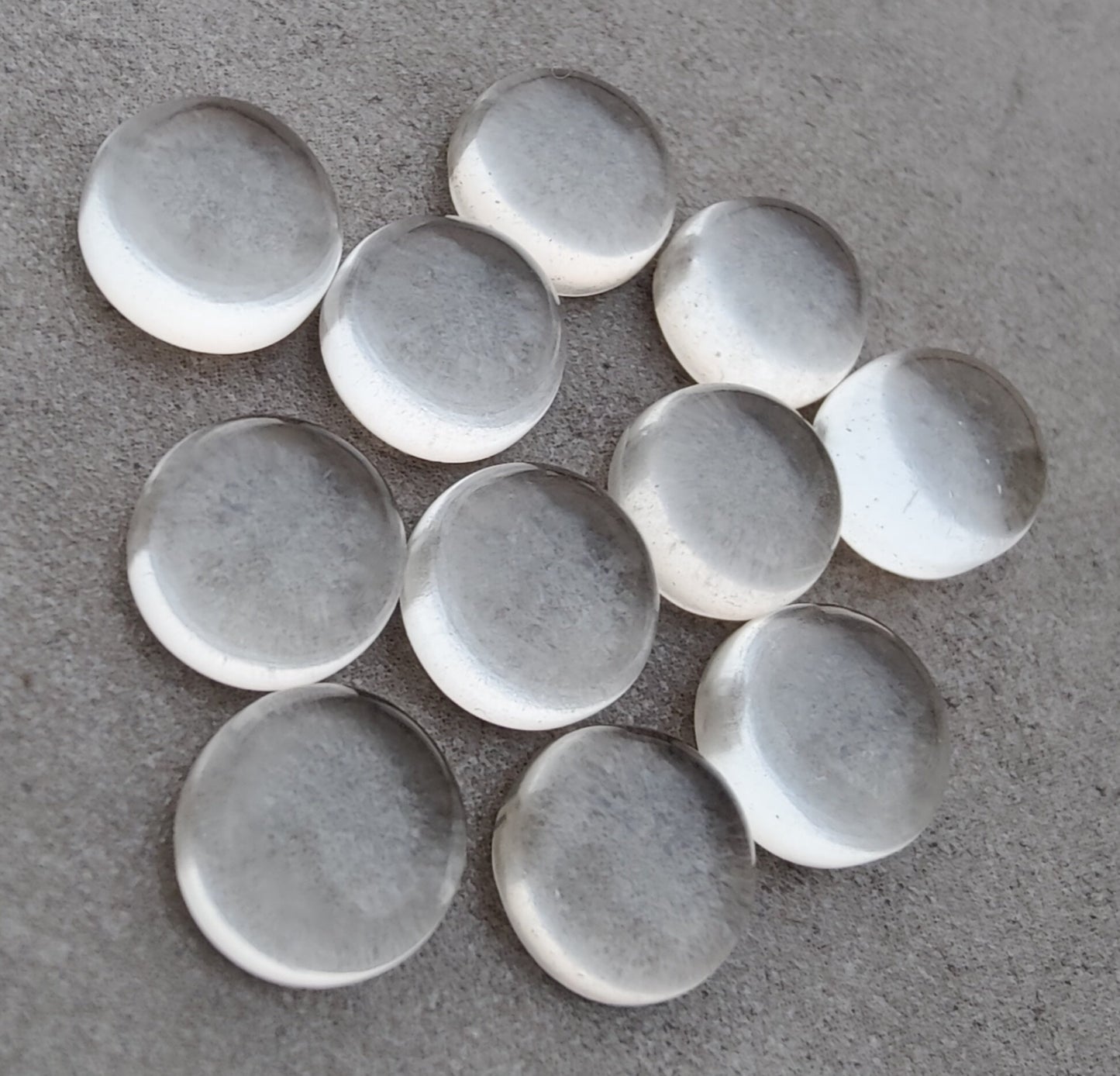AAA+ QUALITY NATURAL CRYSTAL QUARTZ ROUND SHAPE CABOCHON FLAT BACK CALIBRATED GEMSTONES, ALL SIZES AVAILABLE