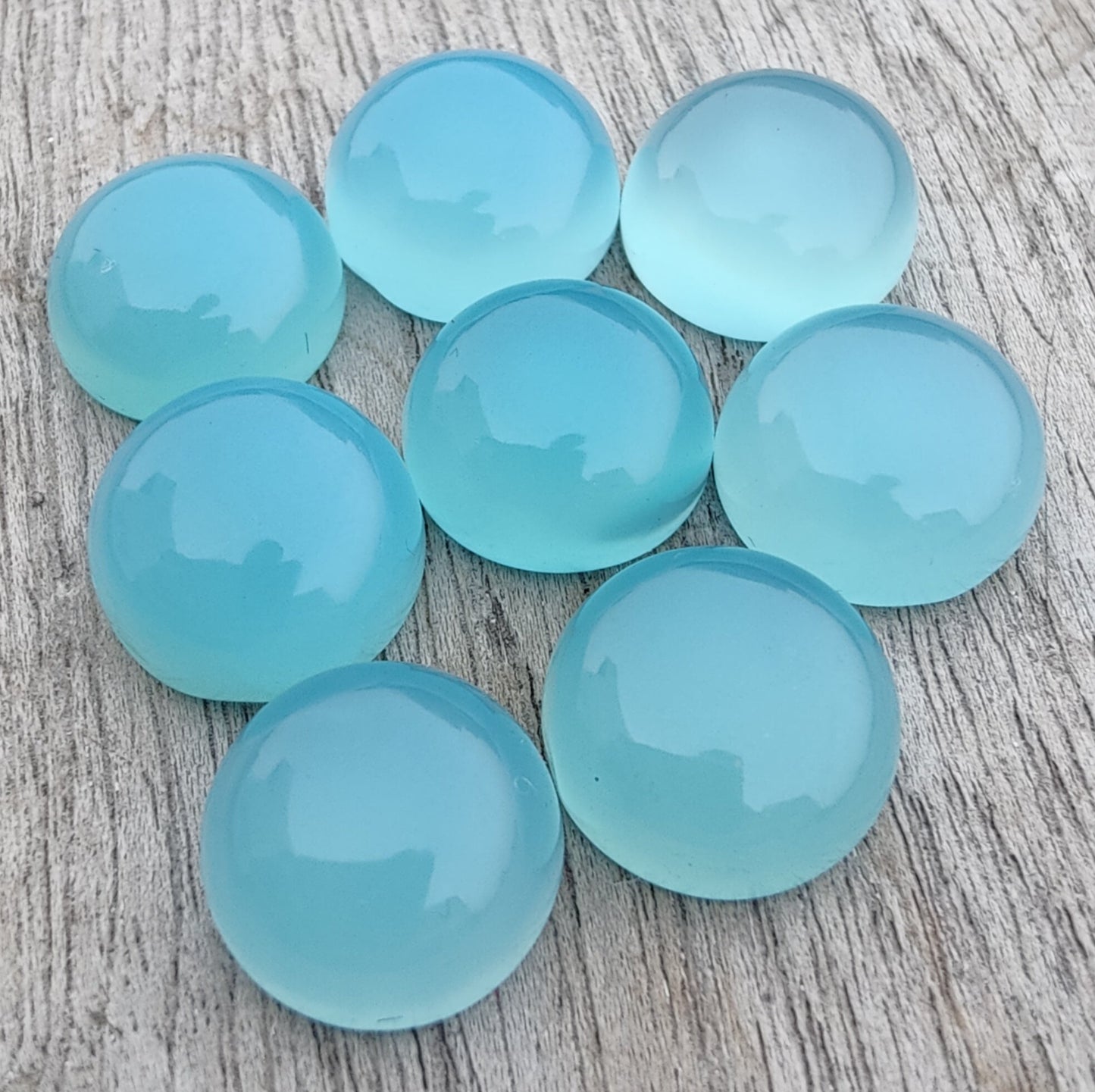 AAA+ QUALITY NATURAL BLUE CHALCEDONY ROUND SHAPE CABOCHON FLAT BACK CALIBRATED GEMSTONES, ALL SIZES AVAILABLE