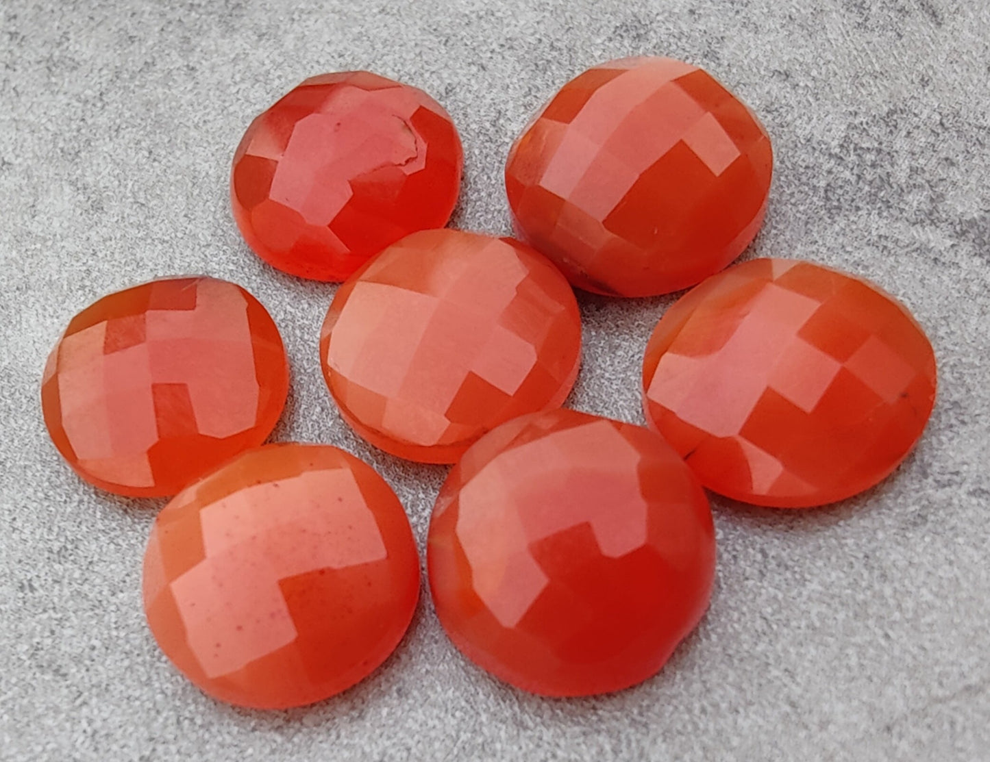 NATURAL RED ONYX ROUND SHAPE CHECKER CUT FLAT BACK CALIBRATED AAA+ QUALITY GEMSTONES, ALL SIZES AVAILABLE