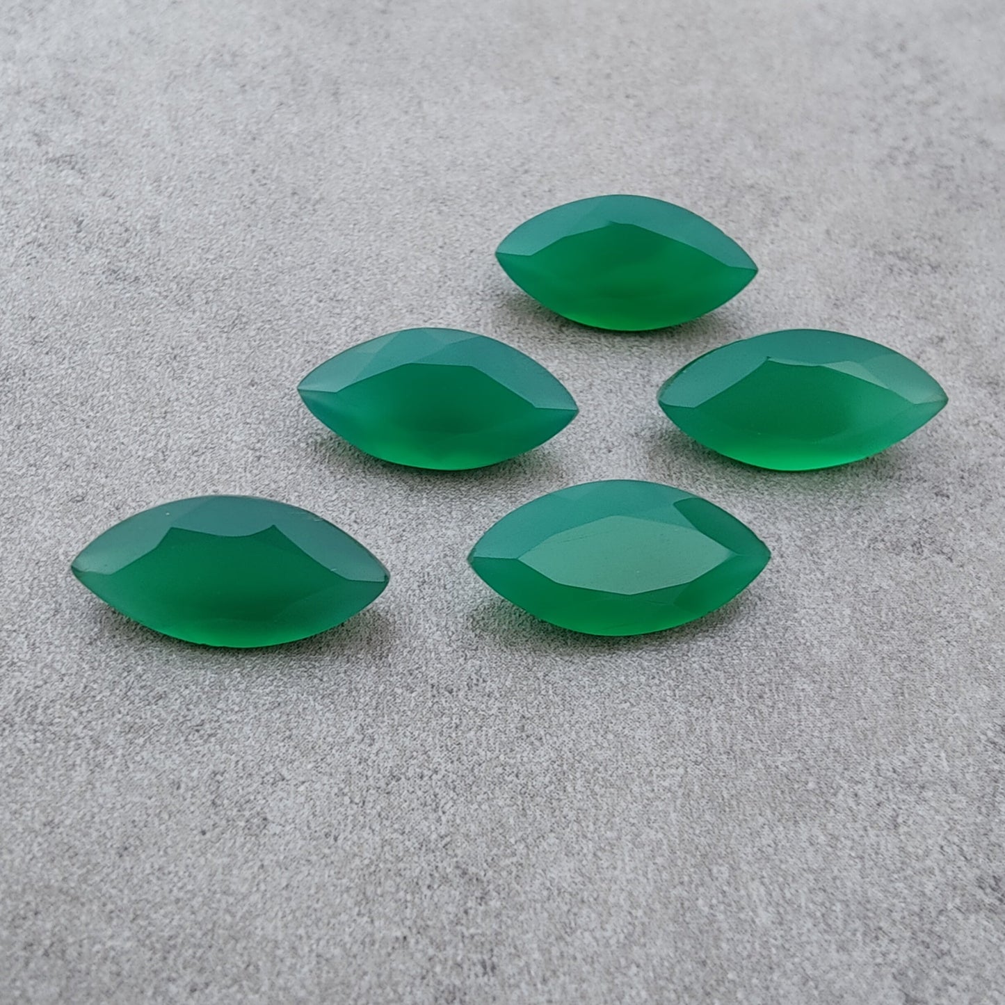 AAA+ QUALITY NATURAL GREEN ONYX MARQUISE SHAPE FACETED CUT CALIBRATED GEMSTONES, ALL SIZES AVAILABLE