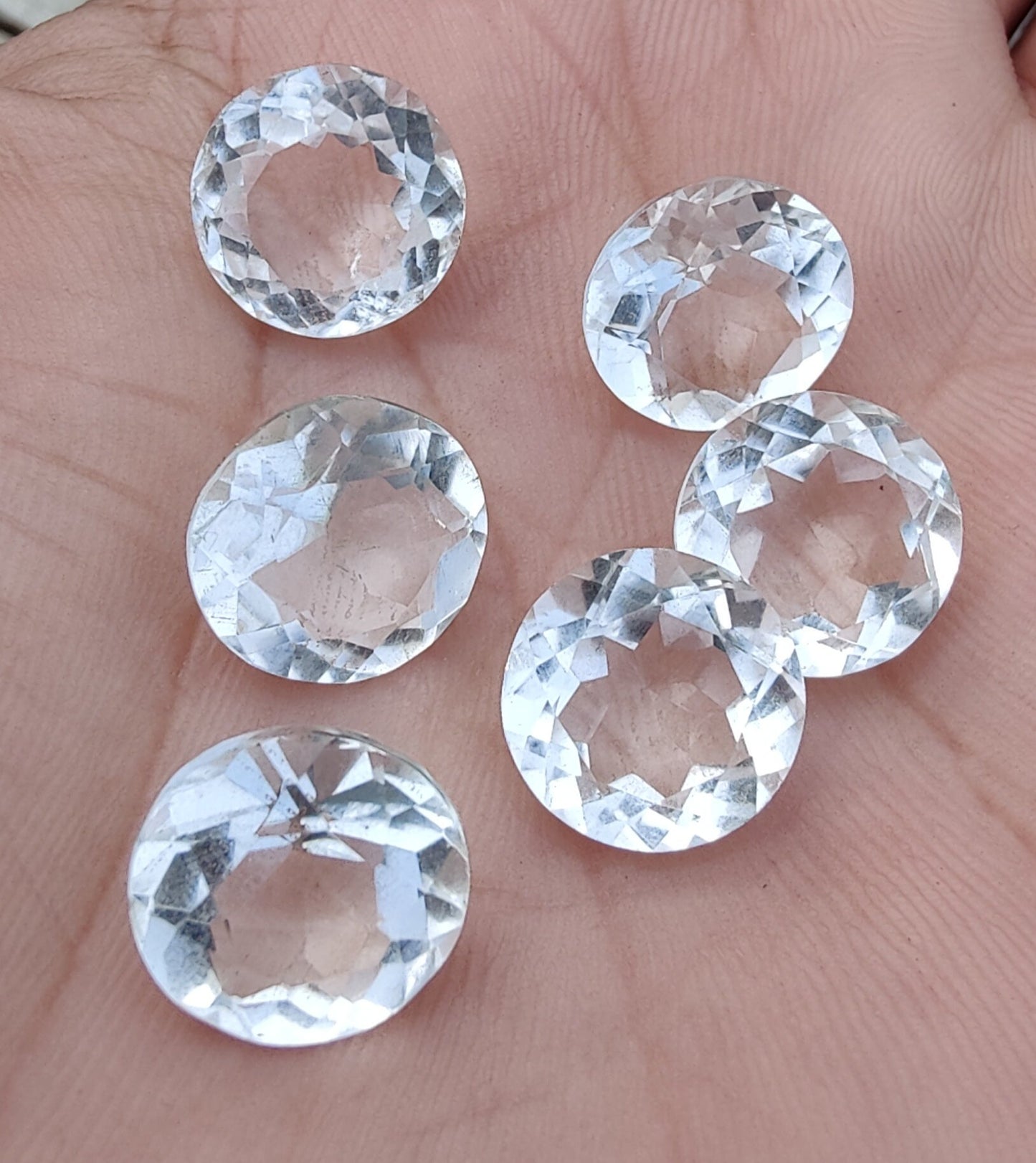 AAA+ QUALITY NATURAL CRYSTAL QUARTZ ROUND SHAPE FACETED CUT FLAT BACK CALIBRATED ROUND SHAPE GEMSTONES, ALL SIZES AVAILABLE