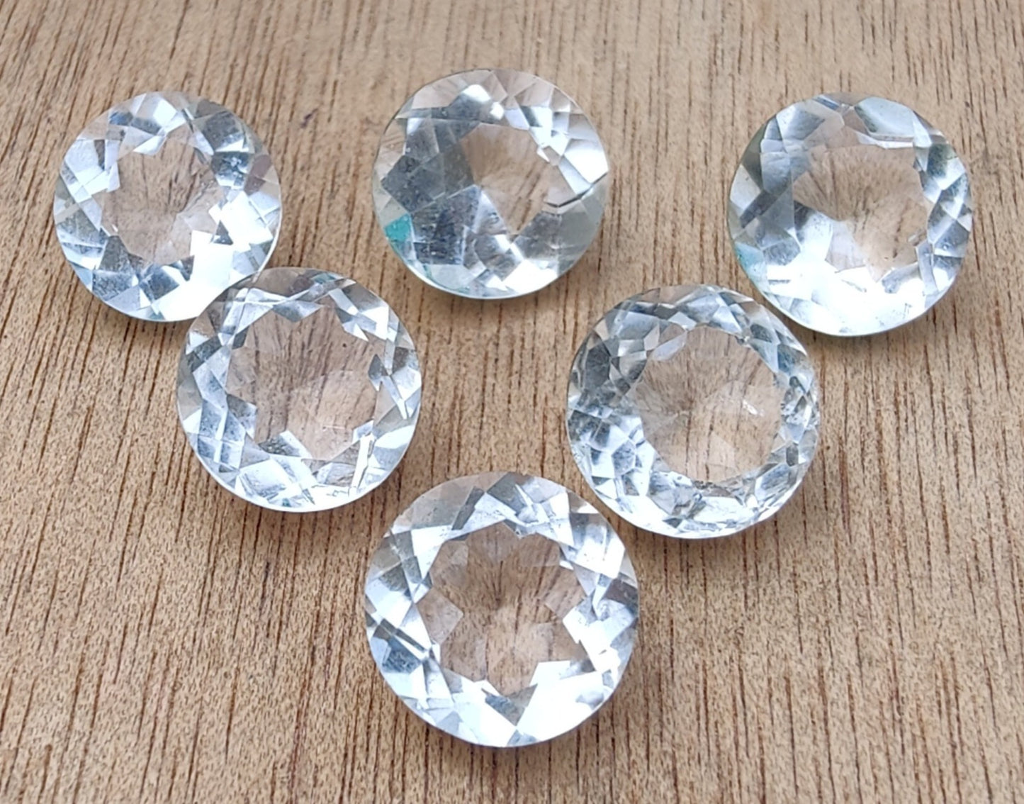 AAA+ QUALITY NATURAL CRYSTAL QUARTZ ROUND SHAPE FACETED CUT FLAT BACK CALIBRATED ROUND SHAPE GEMSTONES, ALL SIZES AVAILABLE