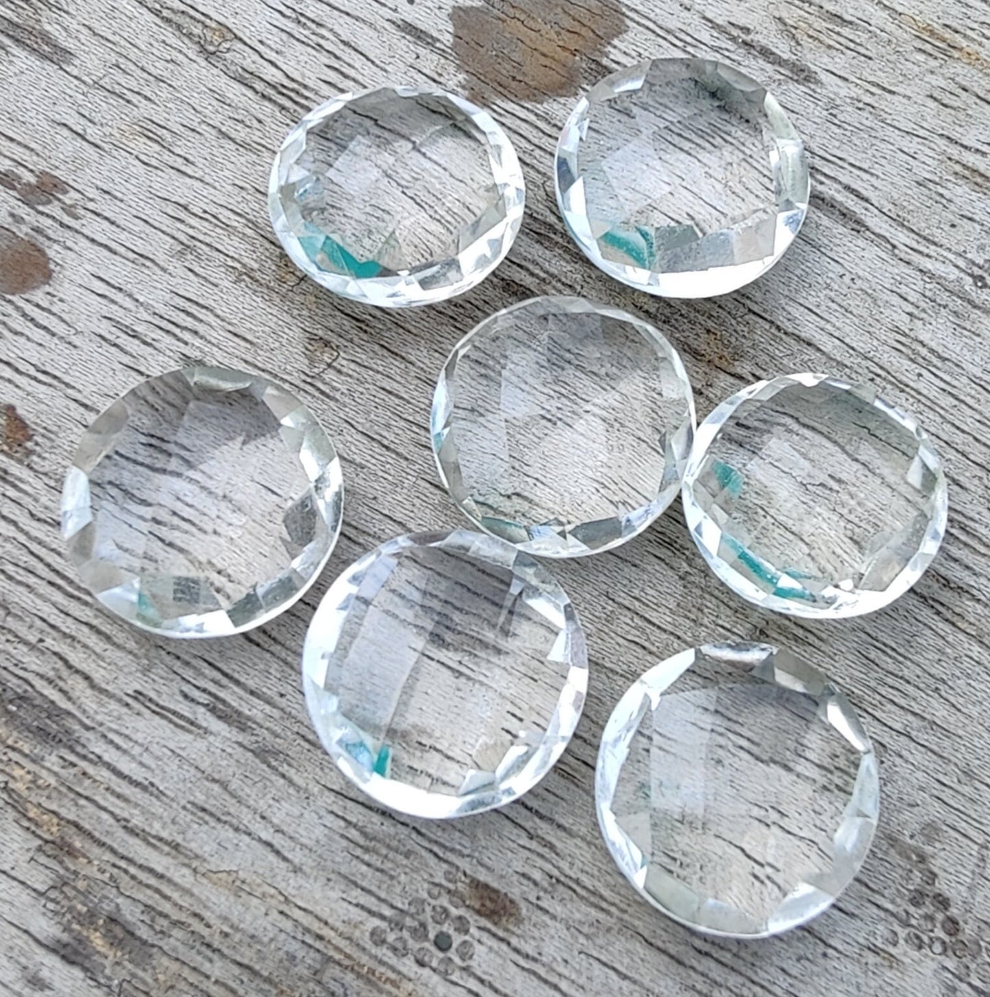 AAA+ QUALITY NATURAL CRYSTAL QUARTZ ROUND SHAPE BRIOLETTE CUT FLAT BACK CALIBRATED ROUND SHAPE GEMSTONES, ALL SIZES AVAILABLE