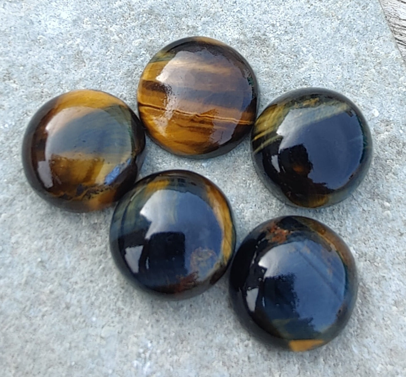NATURAL FALCON`S EYE ROUND SHAPE FLAT BACK CABOCHON CALIBRATED ROUND SHAPE GEMSTONES, ALL SIZES AVAILABLE