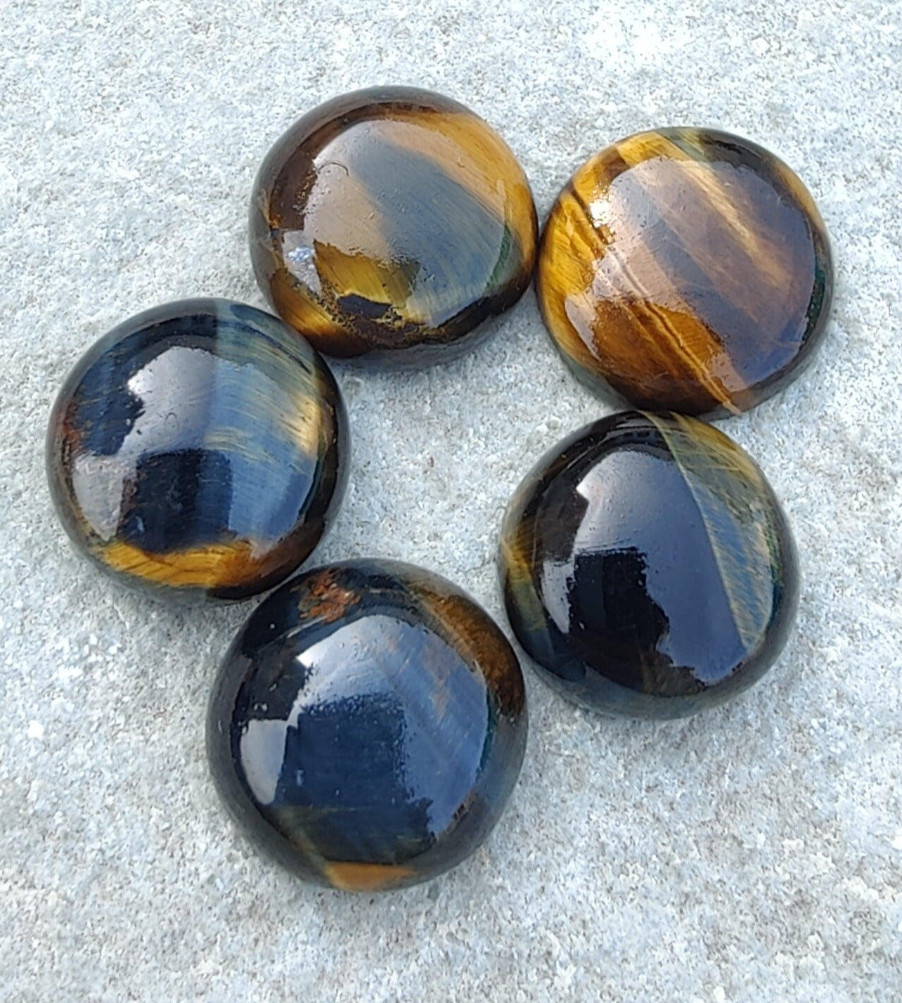 NATURAL FALCON`S EYE ROUND SHAPE FLAT BACK CABOCHON CALIBRATED ROUND SHAPE GEMSTONES, ALL SIZES AVAILABLE