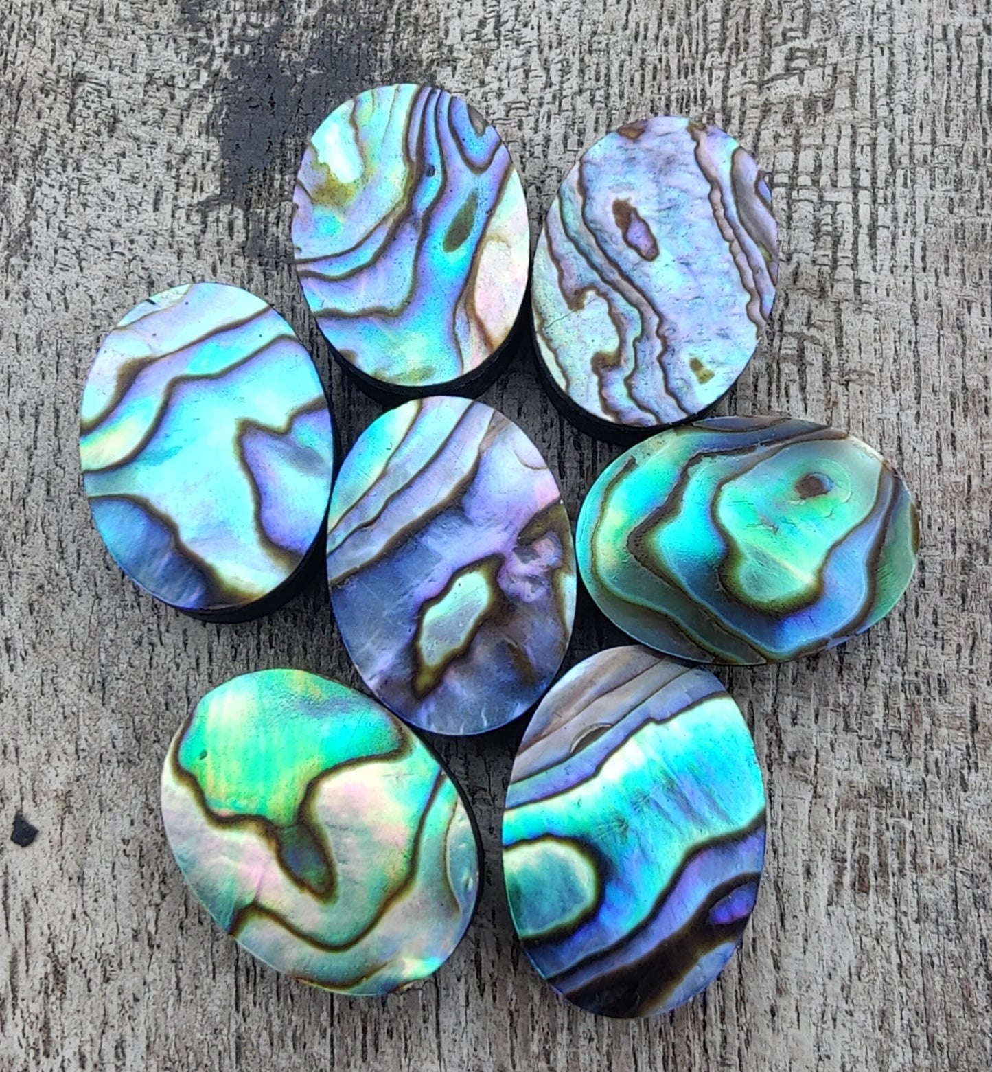 TOP QUALITY NATURAL ABALONE SHELL OVAL SHAPE CABOCHON FLAT BACK CALIBRATED WHOLESALE LOOSE GEMSTONES, ALL SIZES AVAILABLE