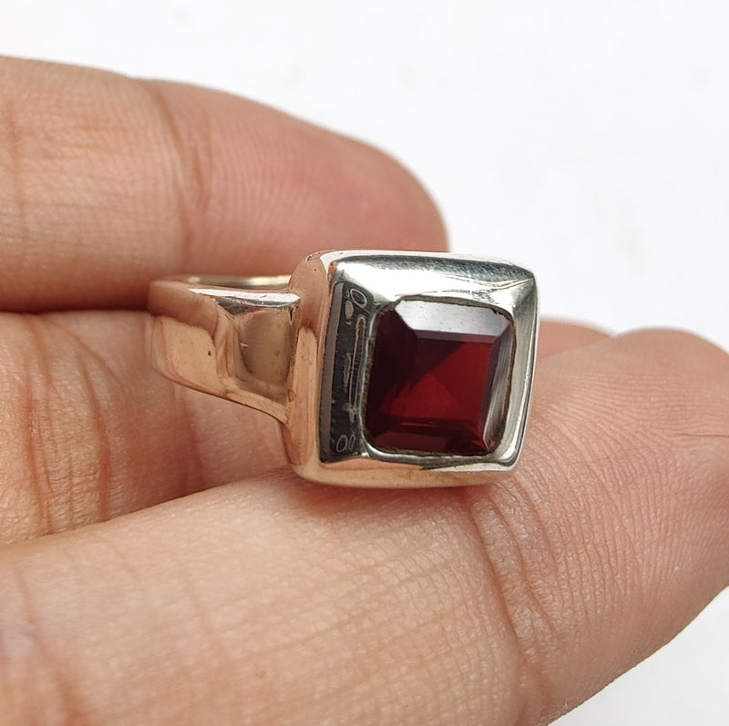 925 SOLID STERLING SILVER NATURAL GARNET GEMSTONES HANDMADE RING, ALL SIZES AVAILABLE