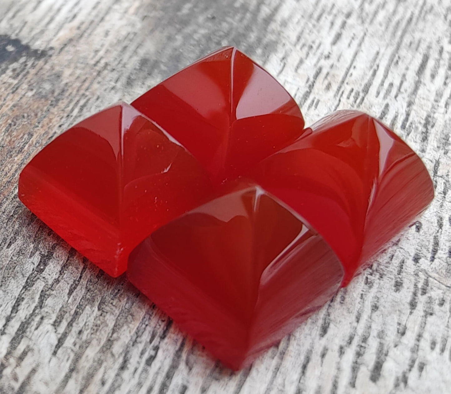 AAA+ Quality Natural Red Onyx Square Pyramid Shape Flat Back Calibrated Wholesale Gemstones, All Sizes Available