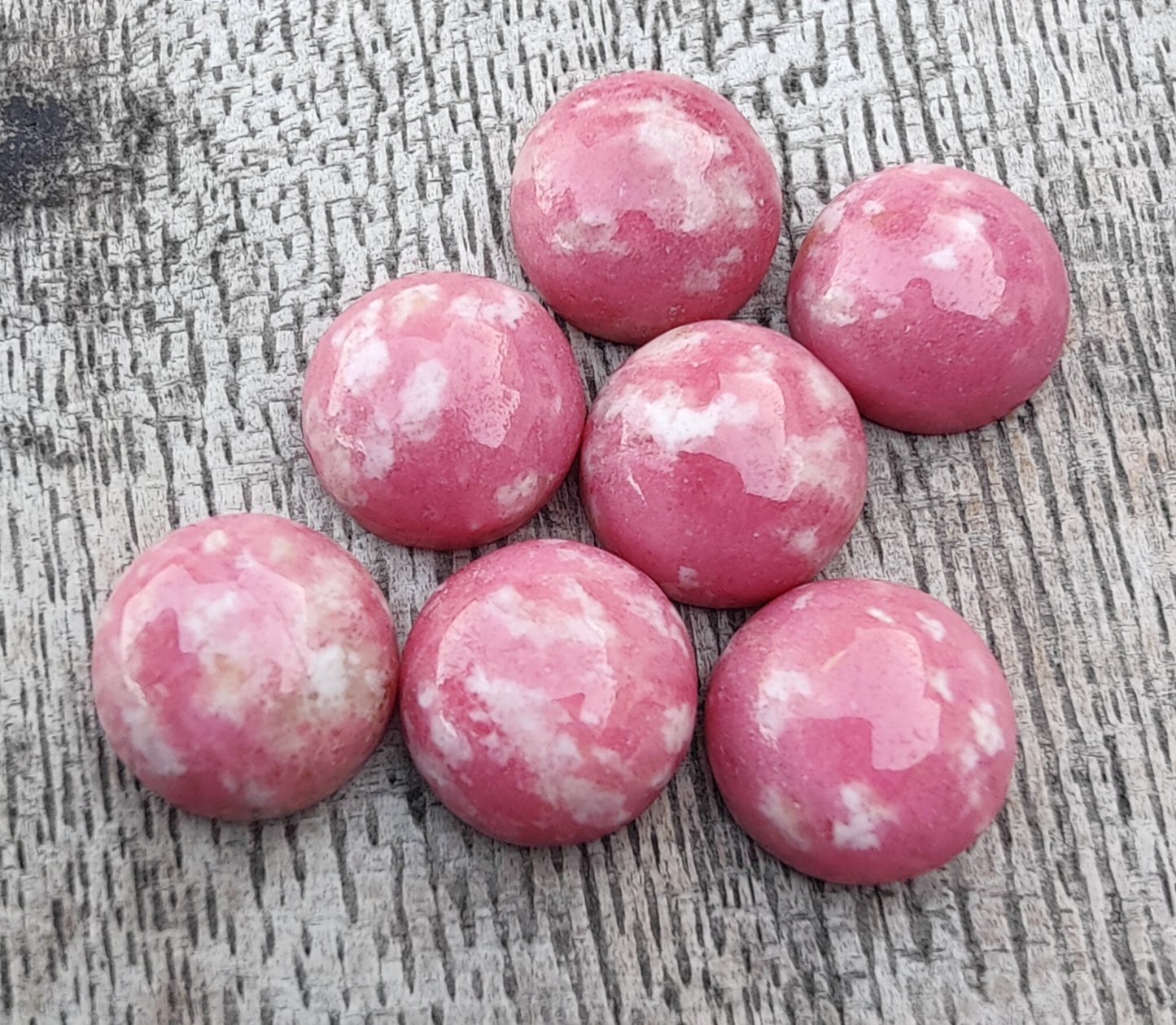 AAA+ Quality Natural Thulite Round Shape Cabochon Flat Back Calibrated Wholesale Gemstones, All Sizes Available