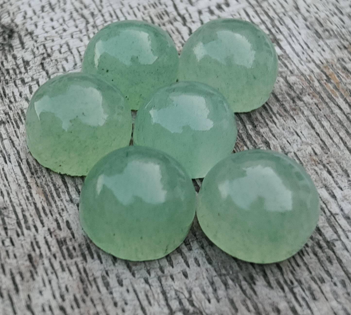 AAA+ Quality Natural Aventurine Round Shape Cabochon Flat Back Calibrated Wholesale Gemstones, All Sizes Available