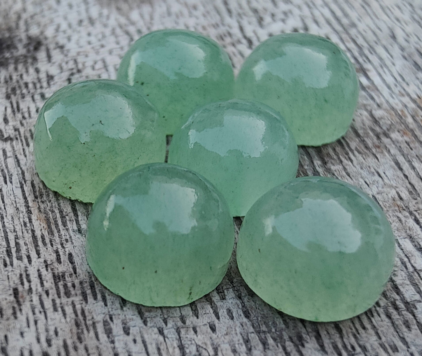 AAA+ Quality Natural Aventurine Round Shape Cabochon Flat Back Calibrated Wholesale Gemstones, All Sizes Available
