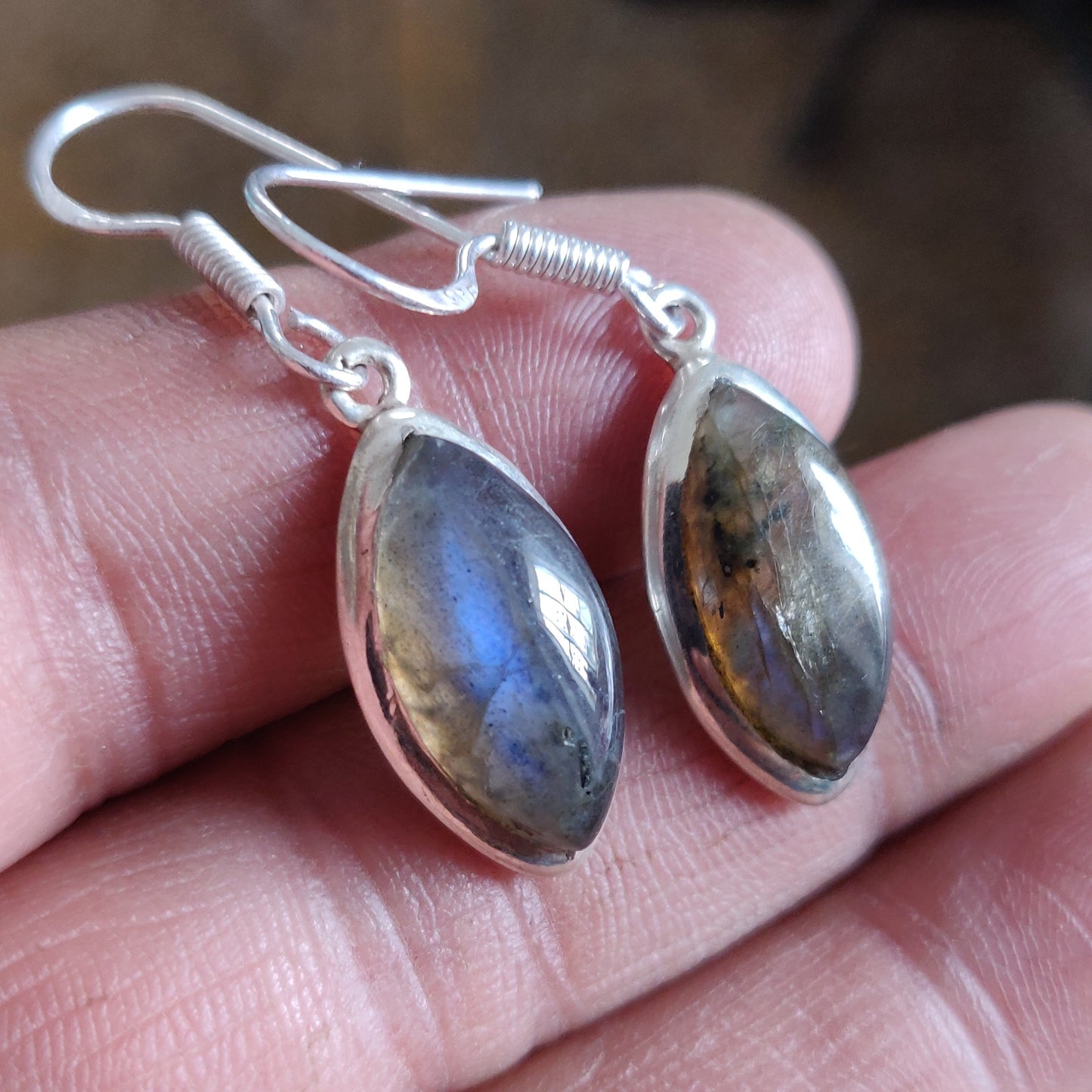 925 SOLID STERLING SILVER NATURAL LABRADORITE GEMSTONE HOOK EARRING