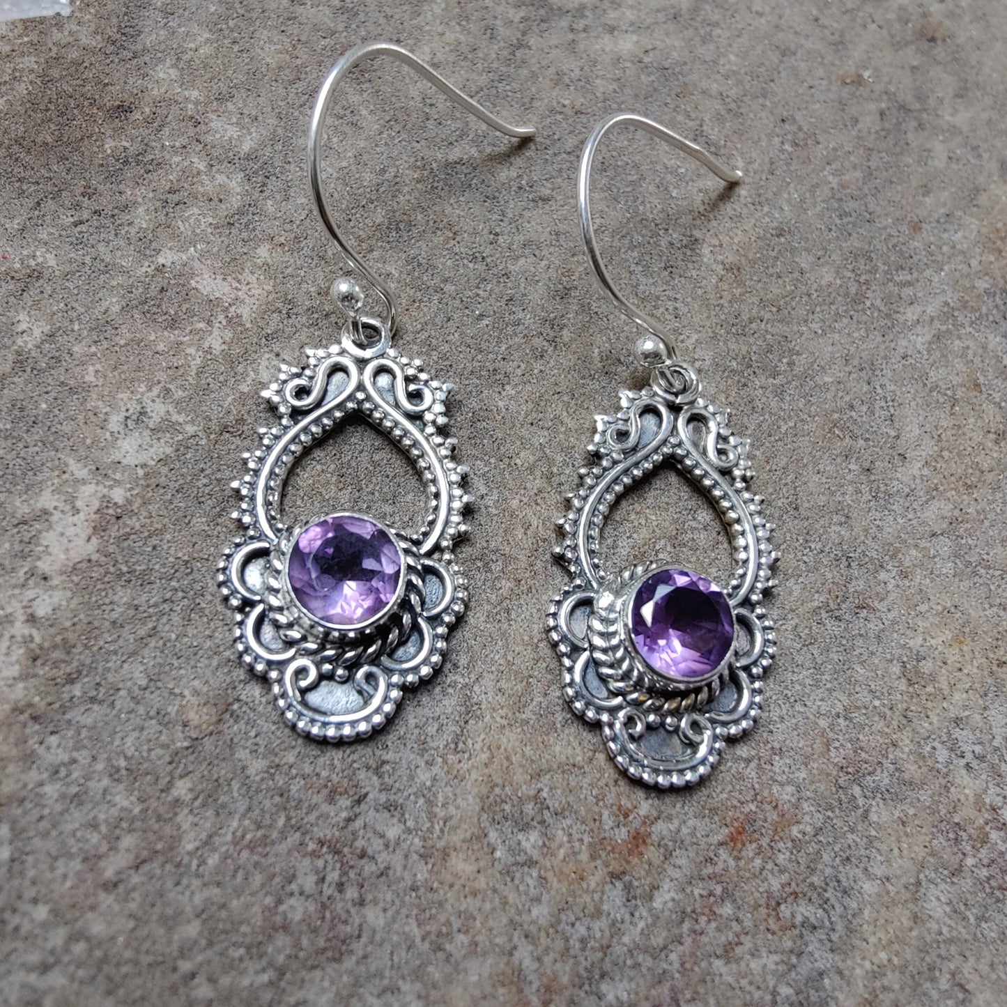 925 SOLID STERLING SILVER NATURAL PURPLE AMETHYST GEMSTONE HOOK EARRING