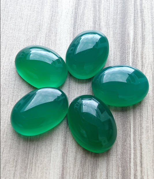 NATURAL GREEN ONYX OVAL SHAPE CABOCHON FLAT BACK CALIBRATED AAA+ QUALITY GEMSTONES, ALL SIZES AVAILABLE