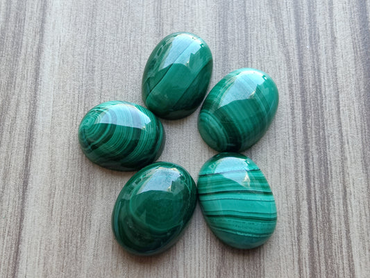 NATURAL MALACHITE OVAL SHAPE AAA+QUALITY CABOCHON FLAT BACK CALIBRATED GEMSTONES, ALL SIZES AVAILABLE