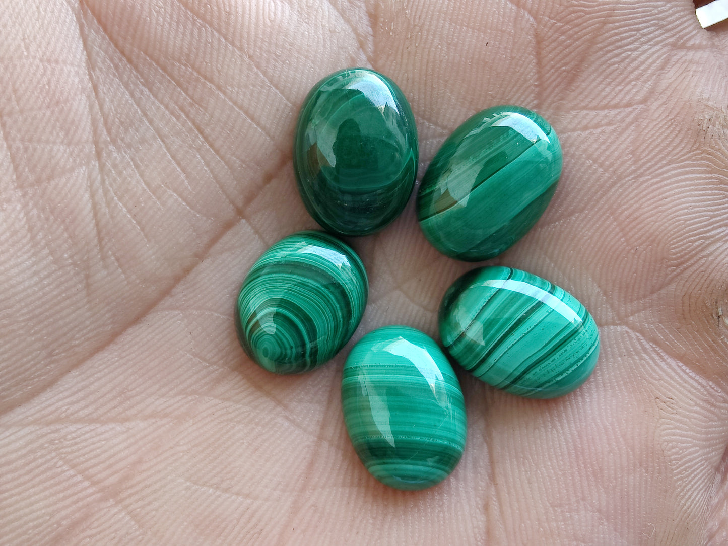 NATURAL MALACHITE OVAL SHAPE AAA+QUALITY CABOCHON FLAT BACK CALIBRATED GEMSTONES, ALL SIZES AVAILABLE