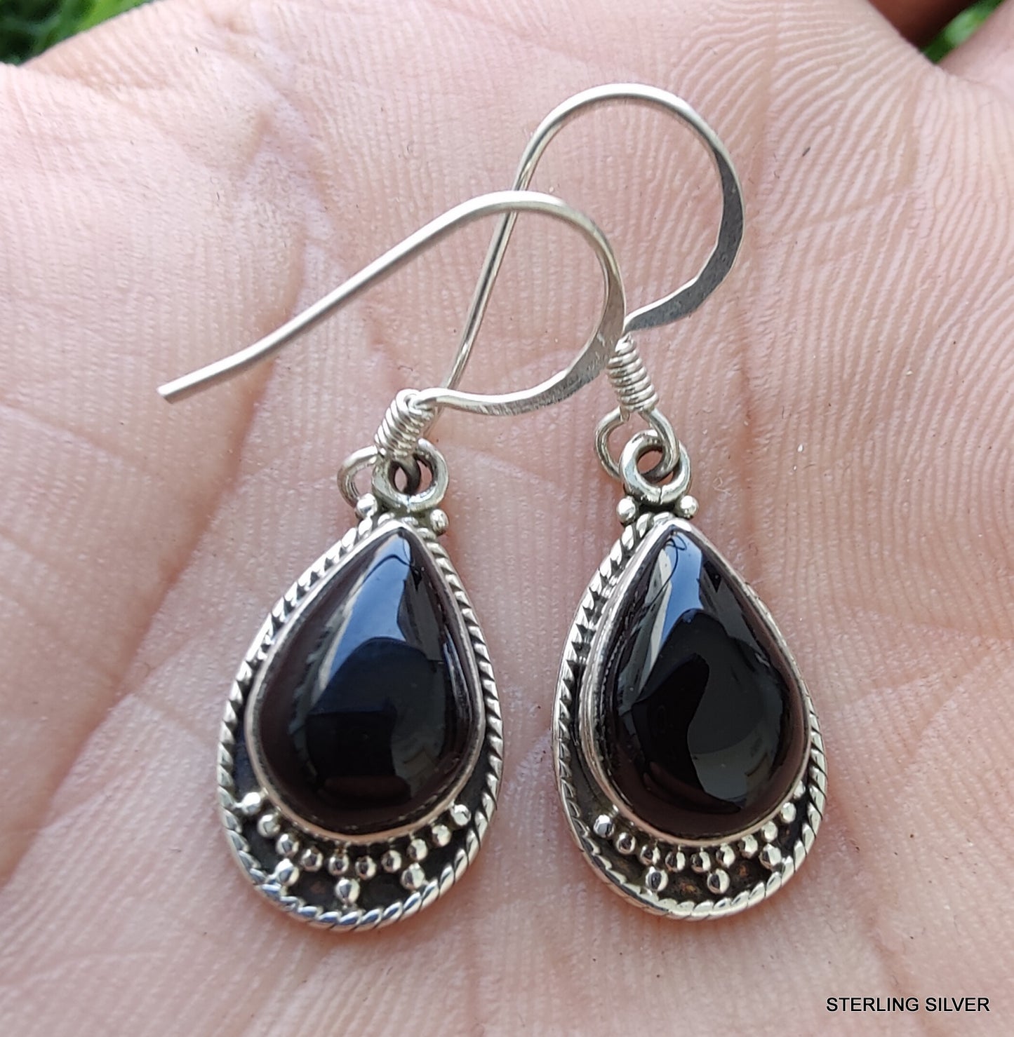 925 SOLID STERLING SILVER NATURAL BLACK ONYX GEMSTONE HOOK EARRING