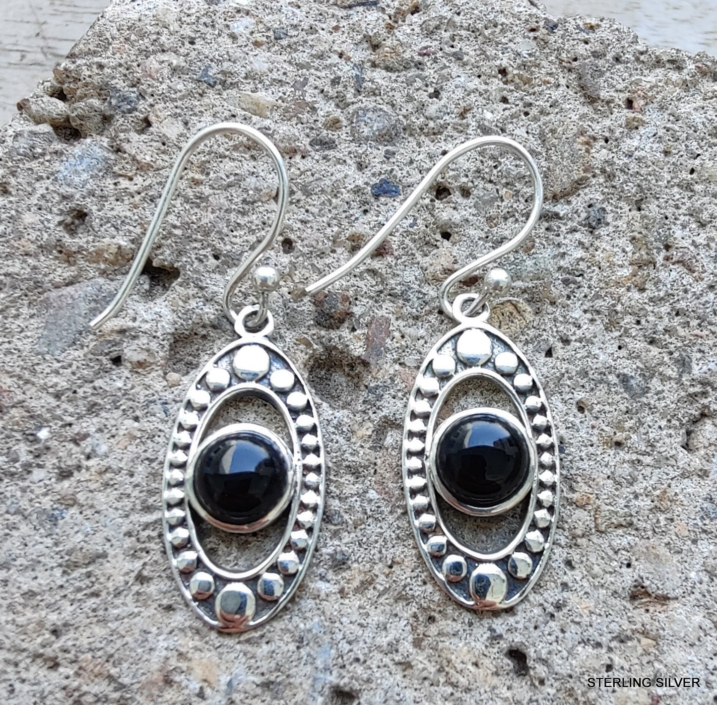 925 SOLID STERLING SILVER NATURAL BLACK ONYX GEMSTONE HOOK EARRING