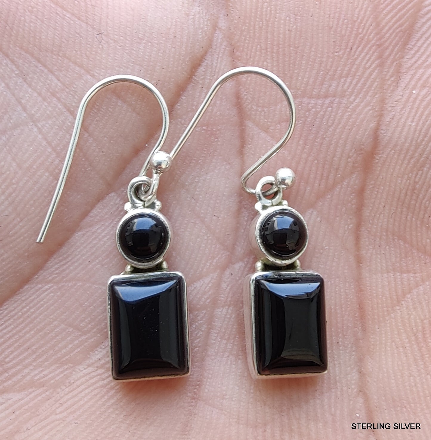 925 SOLID STERLING SILVER NATURAL BLACK ONYX GEMSTONE HOOK EARRING