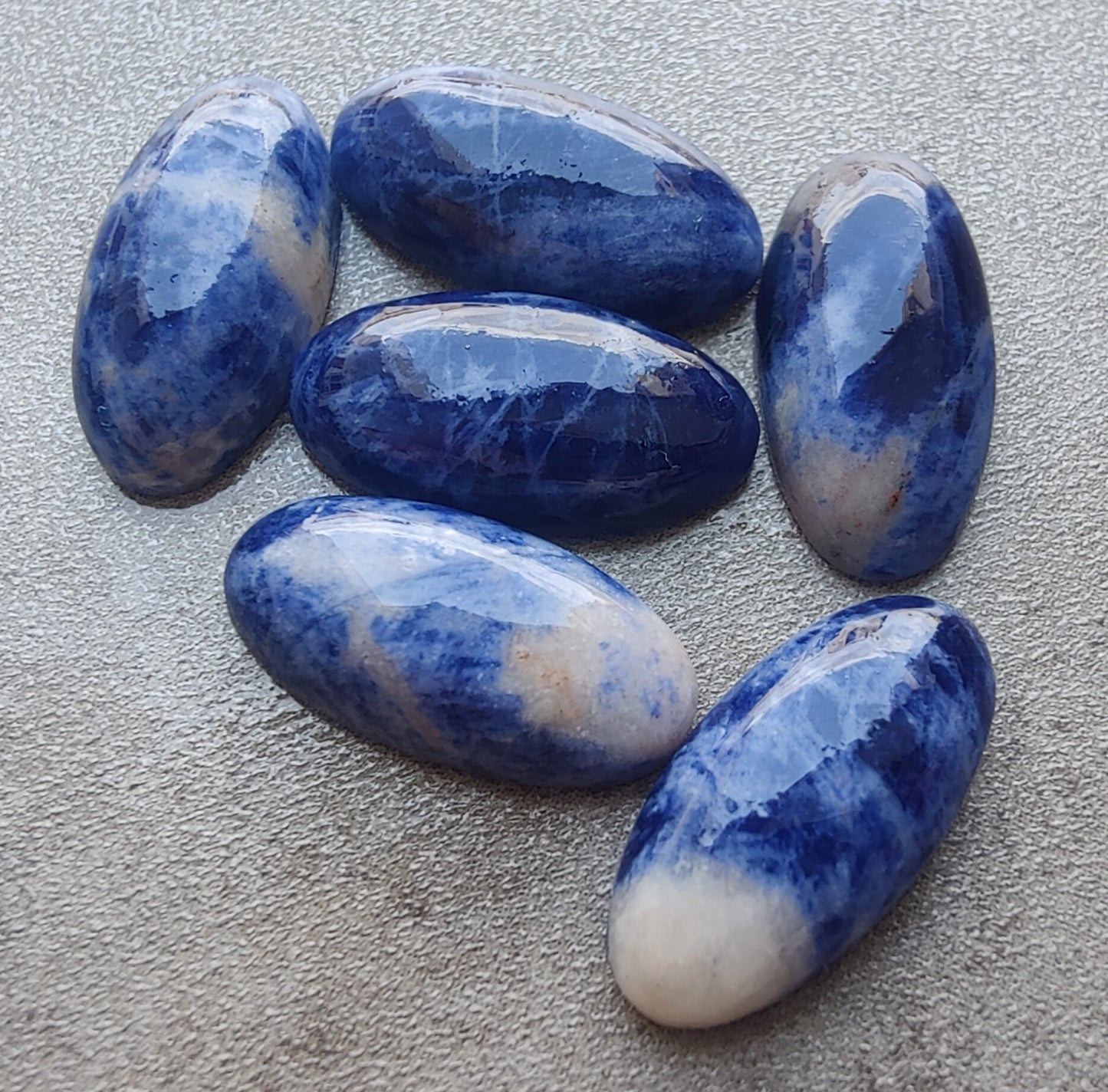 AAA+ QUALITY NATURAL SODALITE BIG OVAL SHAPE CABOCHON FLAT BACK CALIBRATED BEDA SHAPE GEMSTONES, ALL SIZES AVAILABLE