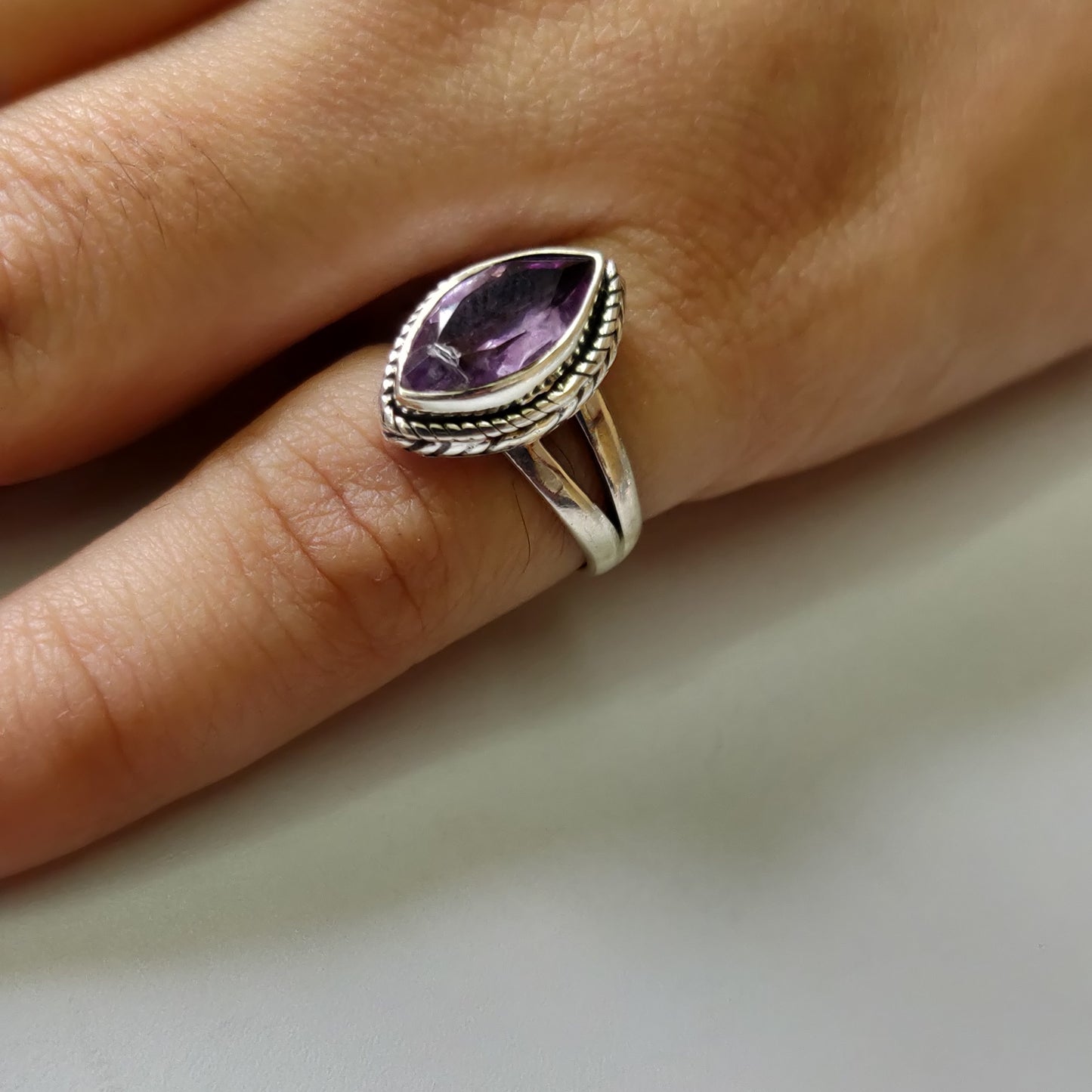 925 SOLID STERLING SILVER NATURAL PURPLE AMETHYST GEMSTONES HANDMADE RING, ALL SIZES AVAILABLE